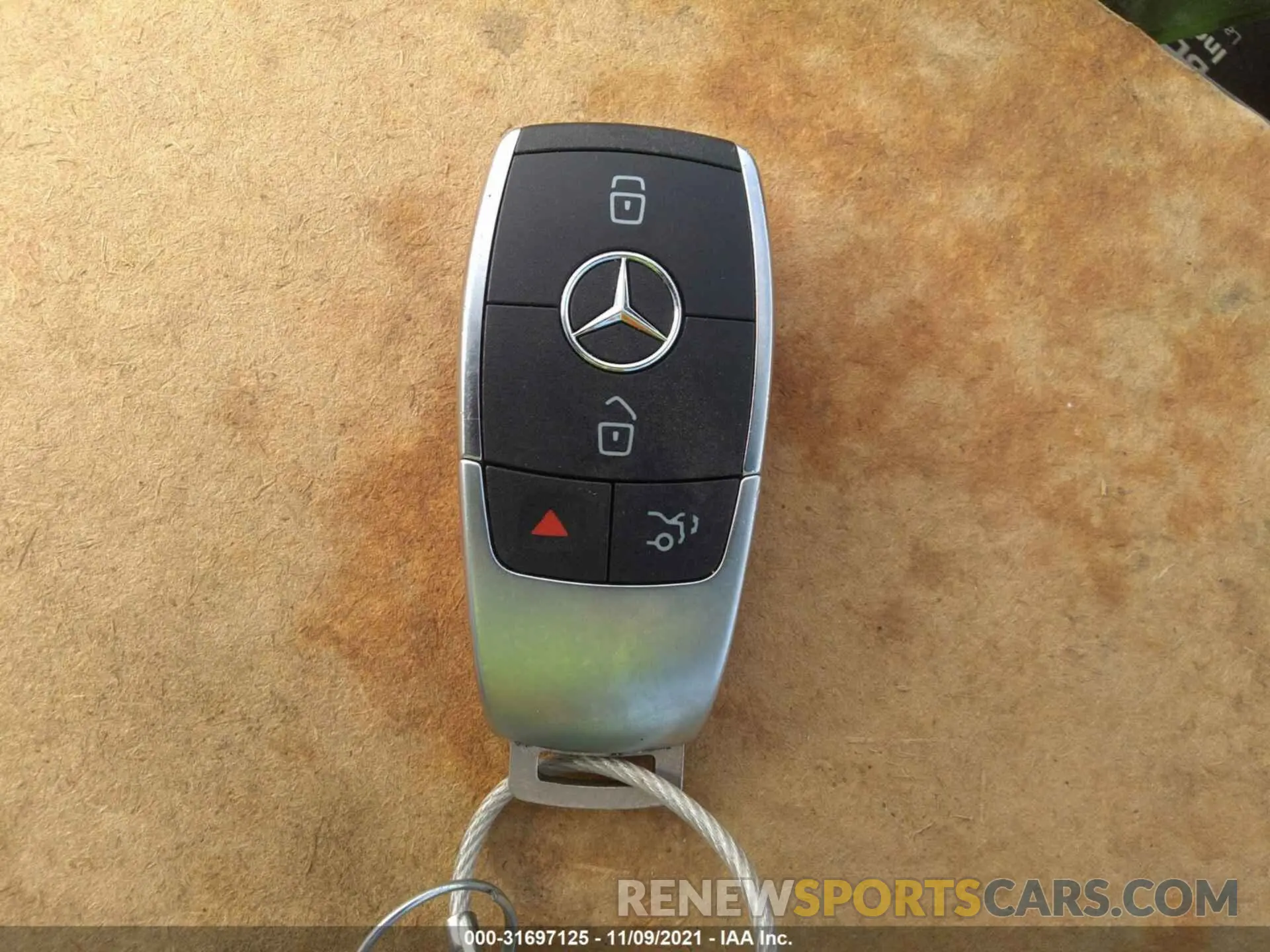 11 fotografías del automóvil dañado WDC0G8DBXLF702764 MERCEDES-BENZ GLC 2020