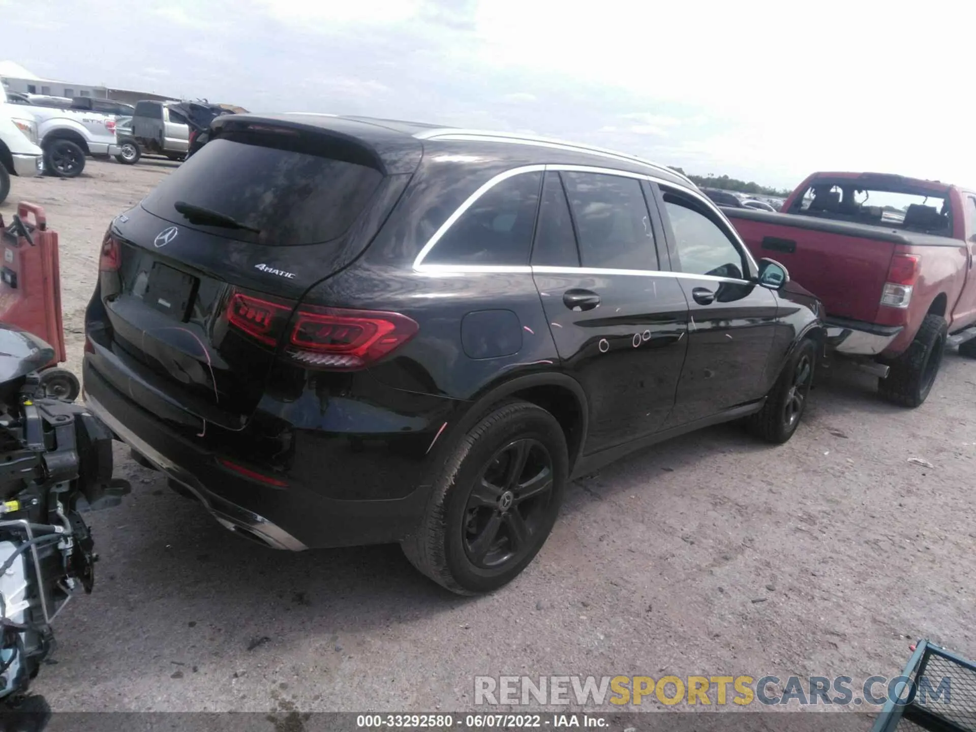 4 fotografías del automóvil dañado WDC0G8EB0LF737442 MERCEDES-BENZ GLC 2020