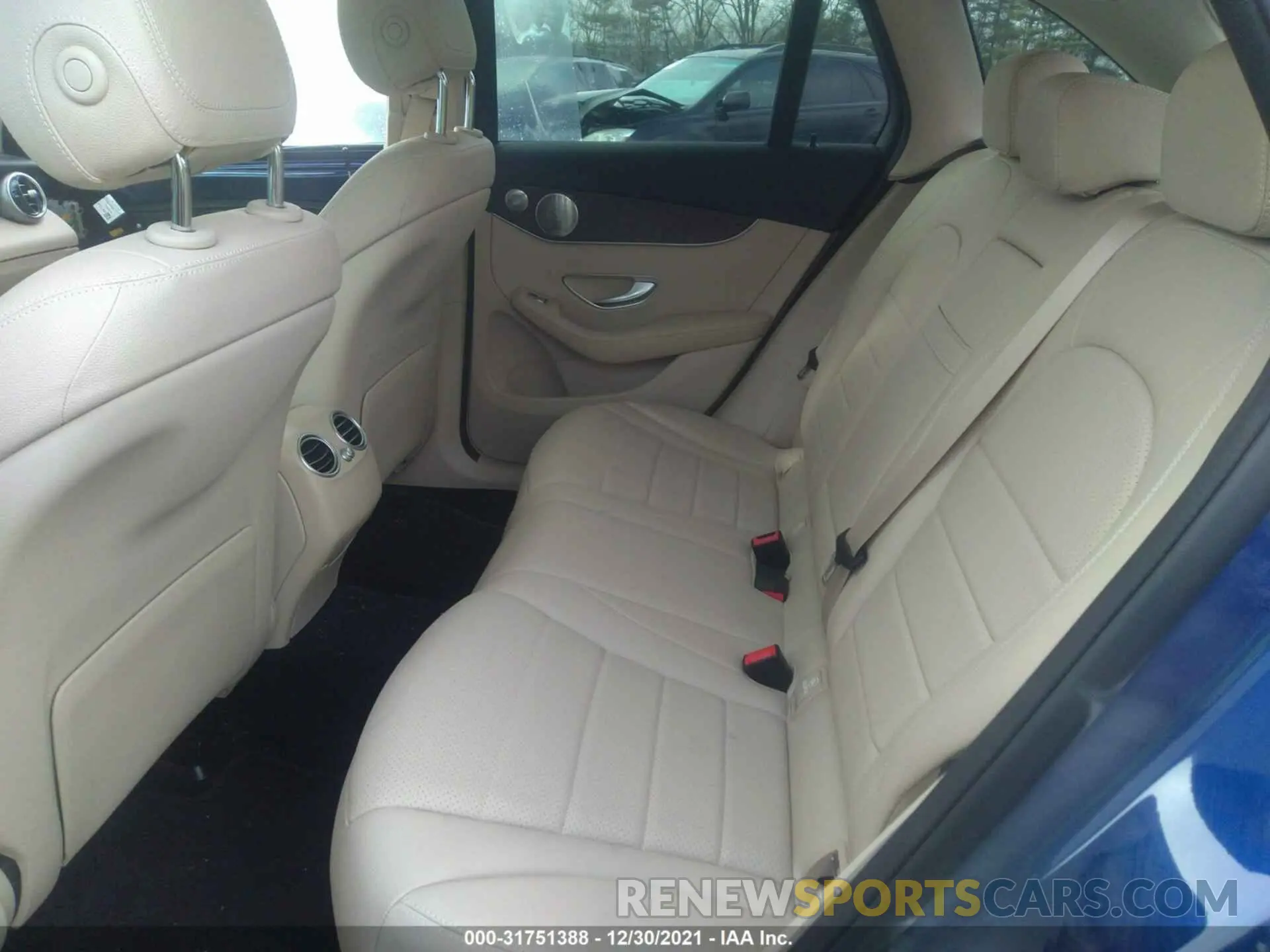 8 fotografías del automóvil dañado WDC0G8EB0LF748568 MERCEDES-BENZ GLC 2020