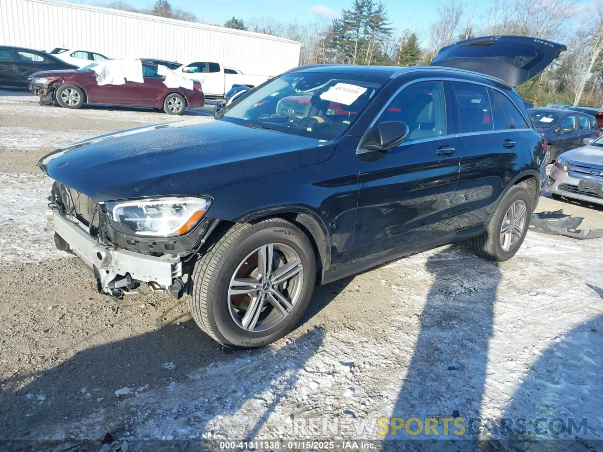 2 fotografías del automóvil dañado WDC0G8EB3LF744370 MERCEDES-BENZ GLC 2020