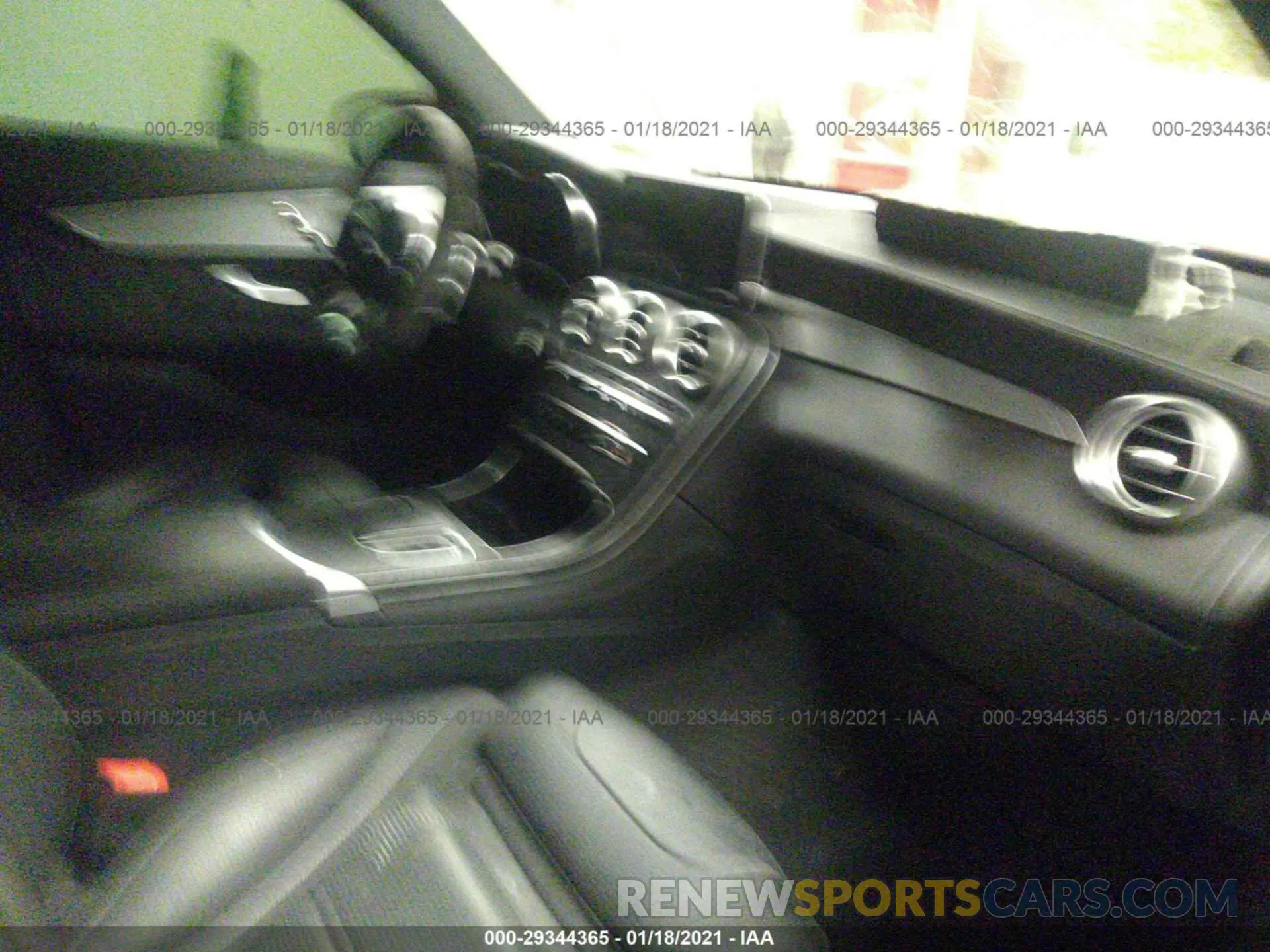 5 fotografías del automóvil dañado WDC0G8JB5LF696473 MERCEDES-BENZ GLC 2020