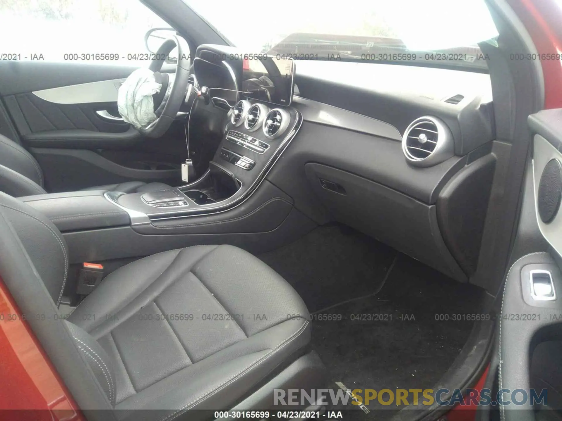 5 fotografías del automóvil dañado W1N0G8DB2MV263727 MERCEDES-BENZ GLC 2021