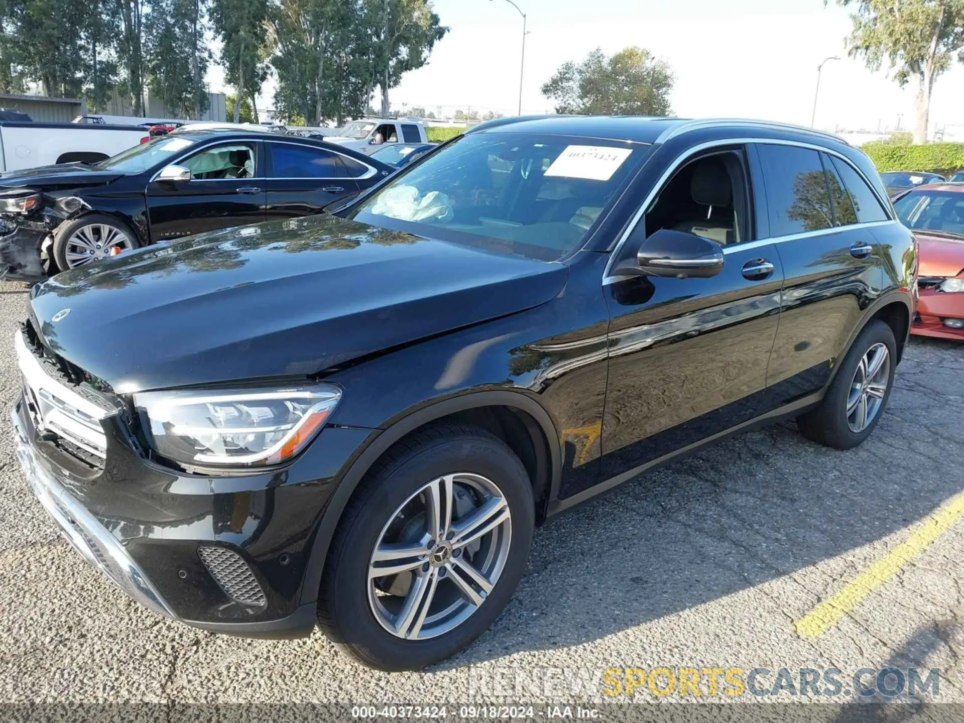 2 fotografías del automóvil dañado W1N0G8DB3MV297689 MERCEDES-BENZ GLC 2021