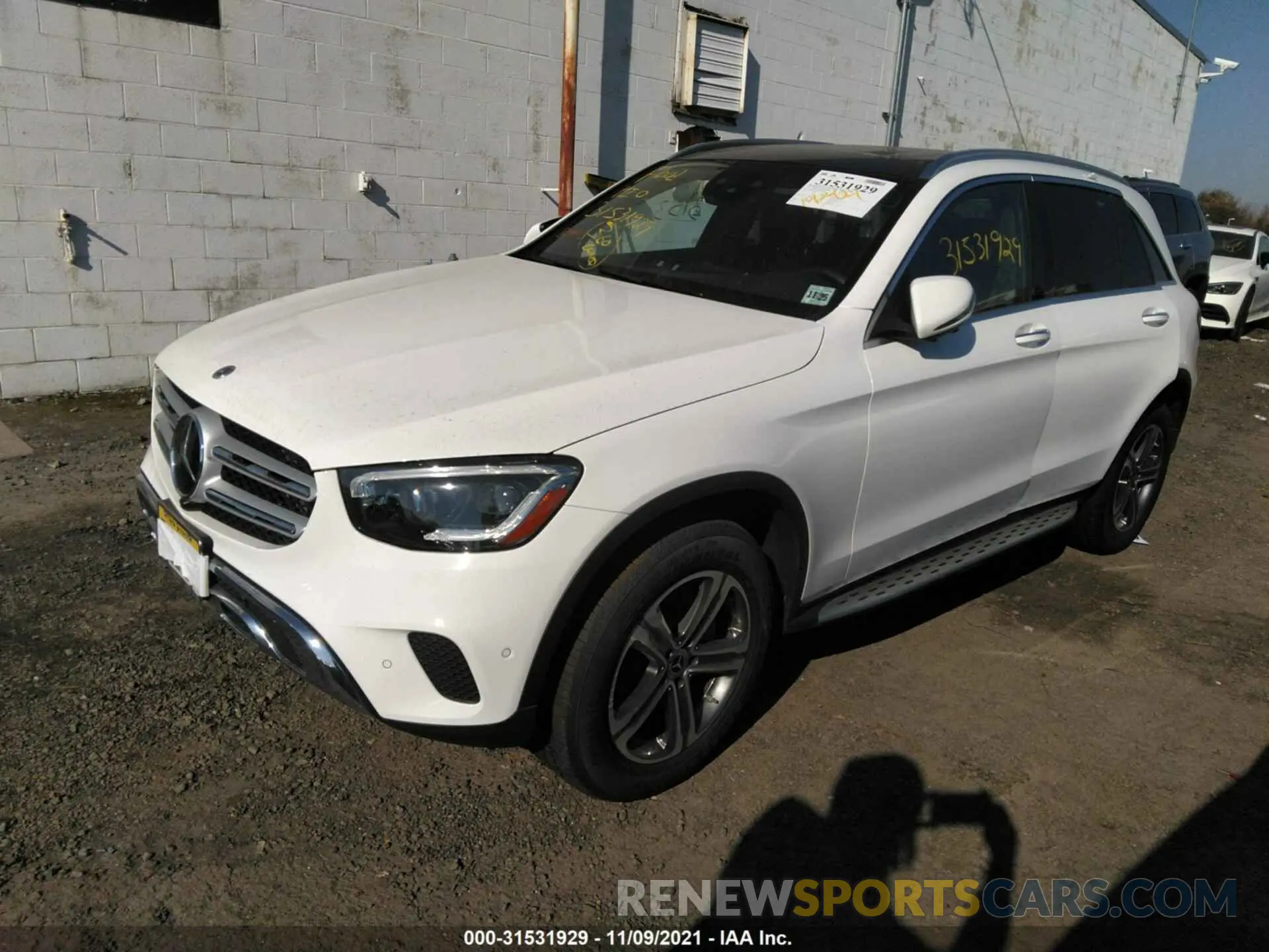 2 fotografías del automóvil dañado W1N0G8EB2MF890730 MERCEDES-BENZ GLC 2021