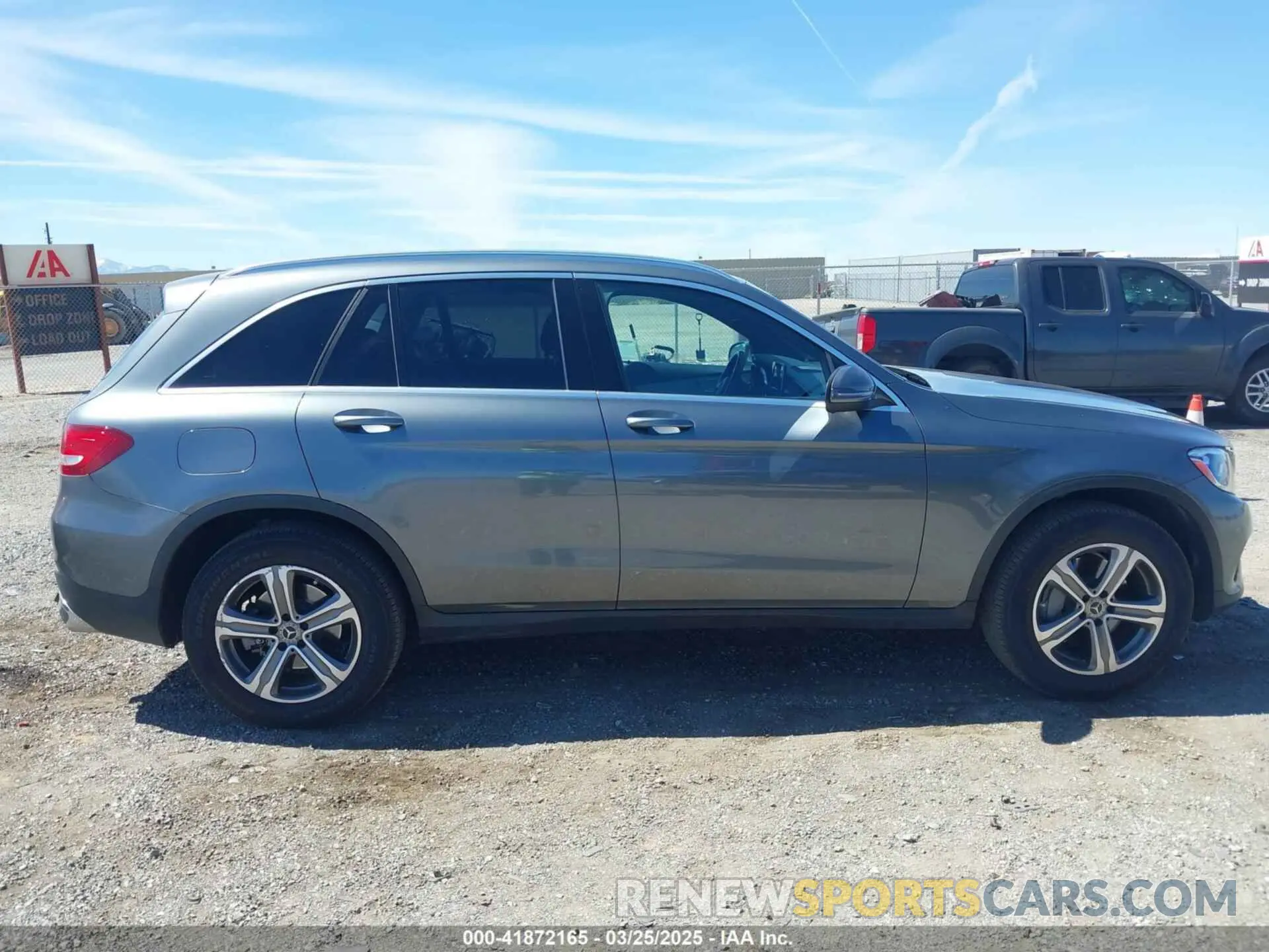 13 fotografías del automóvil dañado WDC0G4JB0KF660164 MERCEDES-BENZ GLC 300 2019