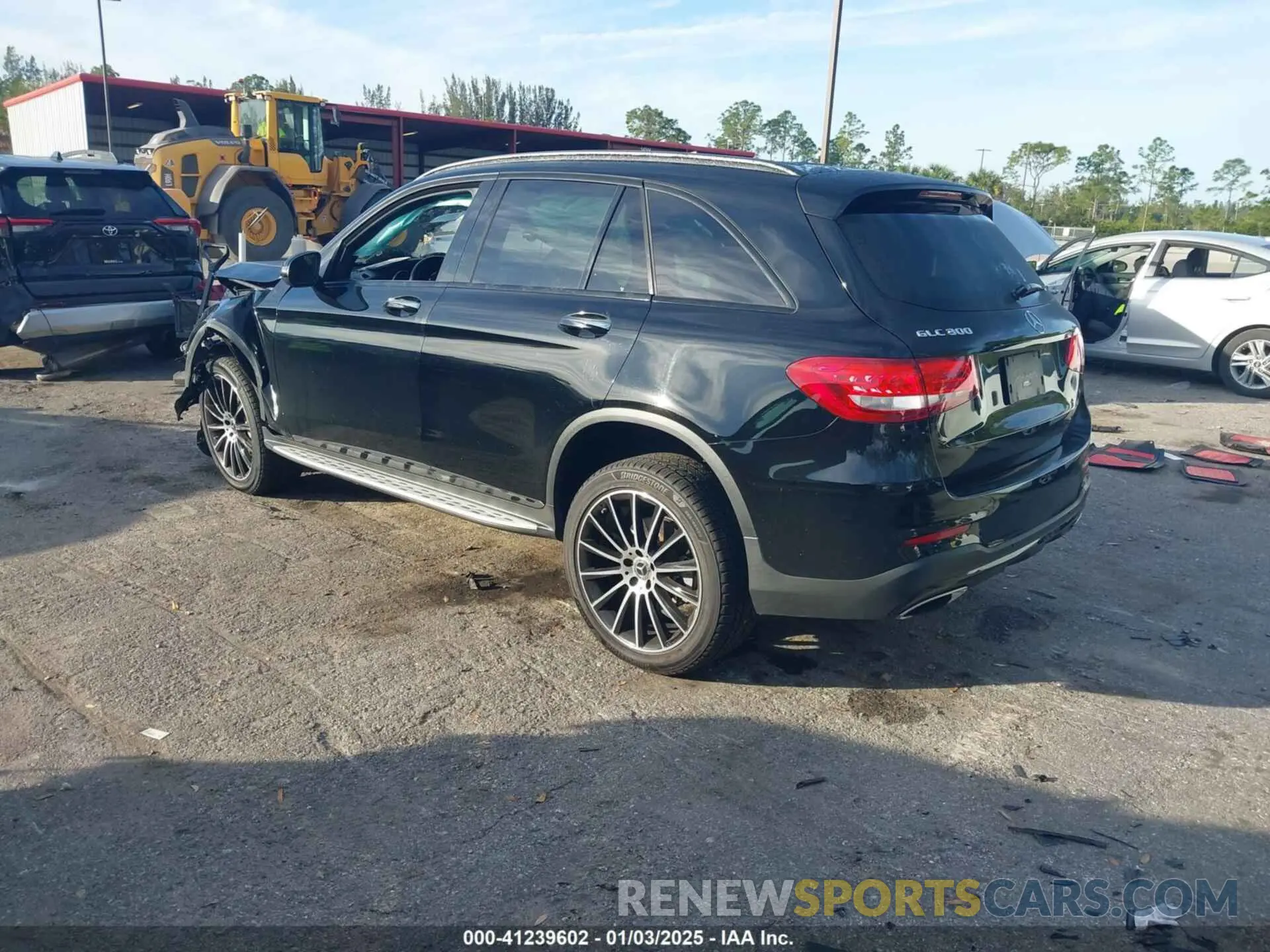 3 fotografías del automóvil dañado WDC0G4JB1KV118674 MERCEDES-BENZ GLC 300 2019
