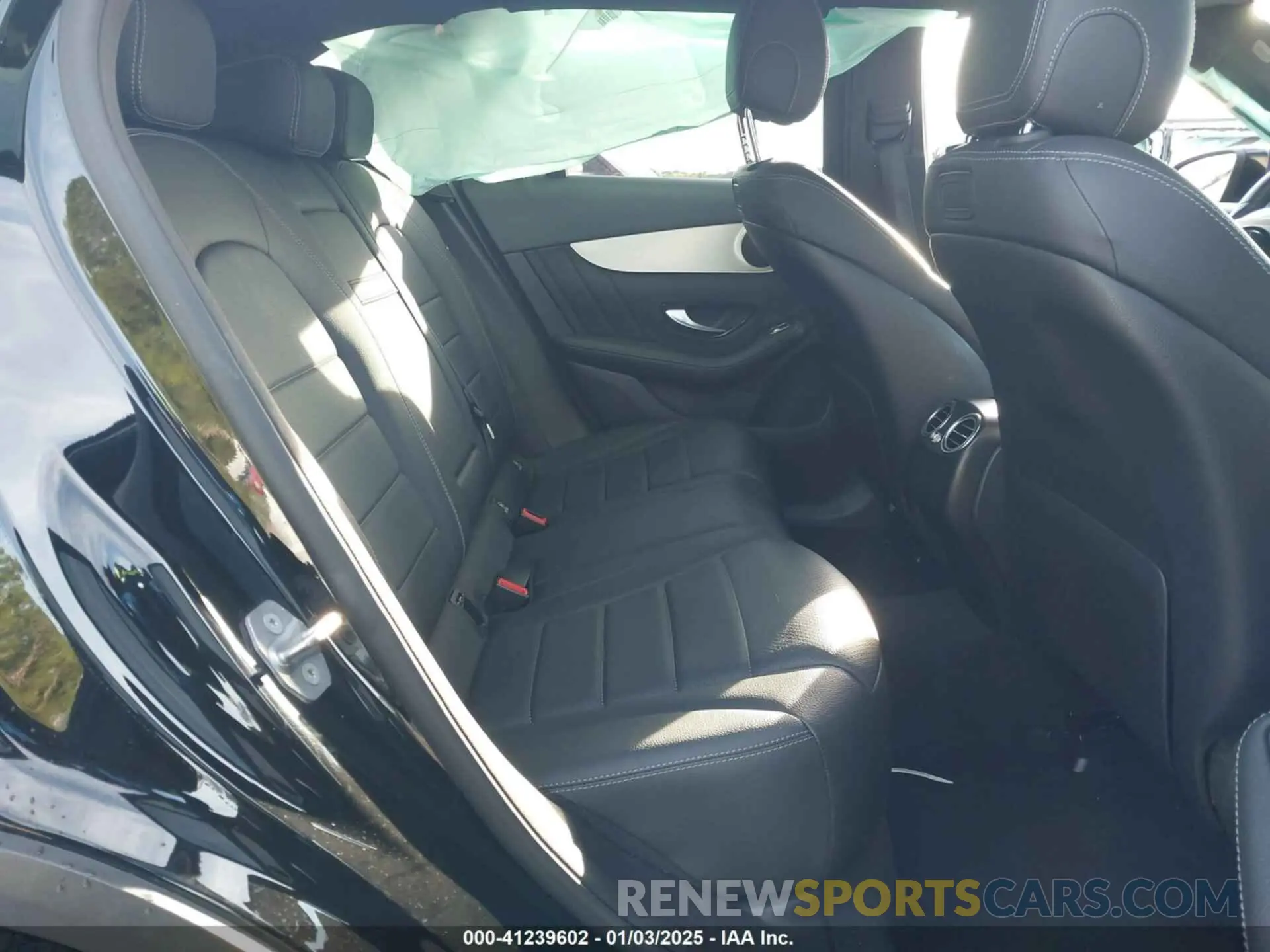 8 fotografías del automóvil dañado WDC0G4JB1KV118674 MERCEDES-BENZ GLC 300 2019