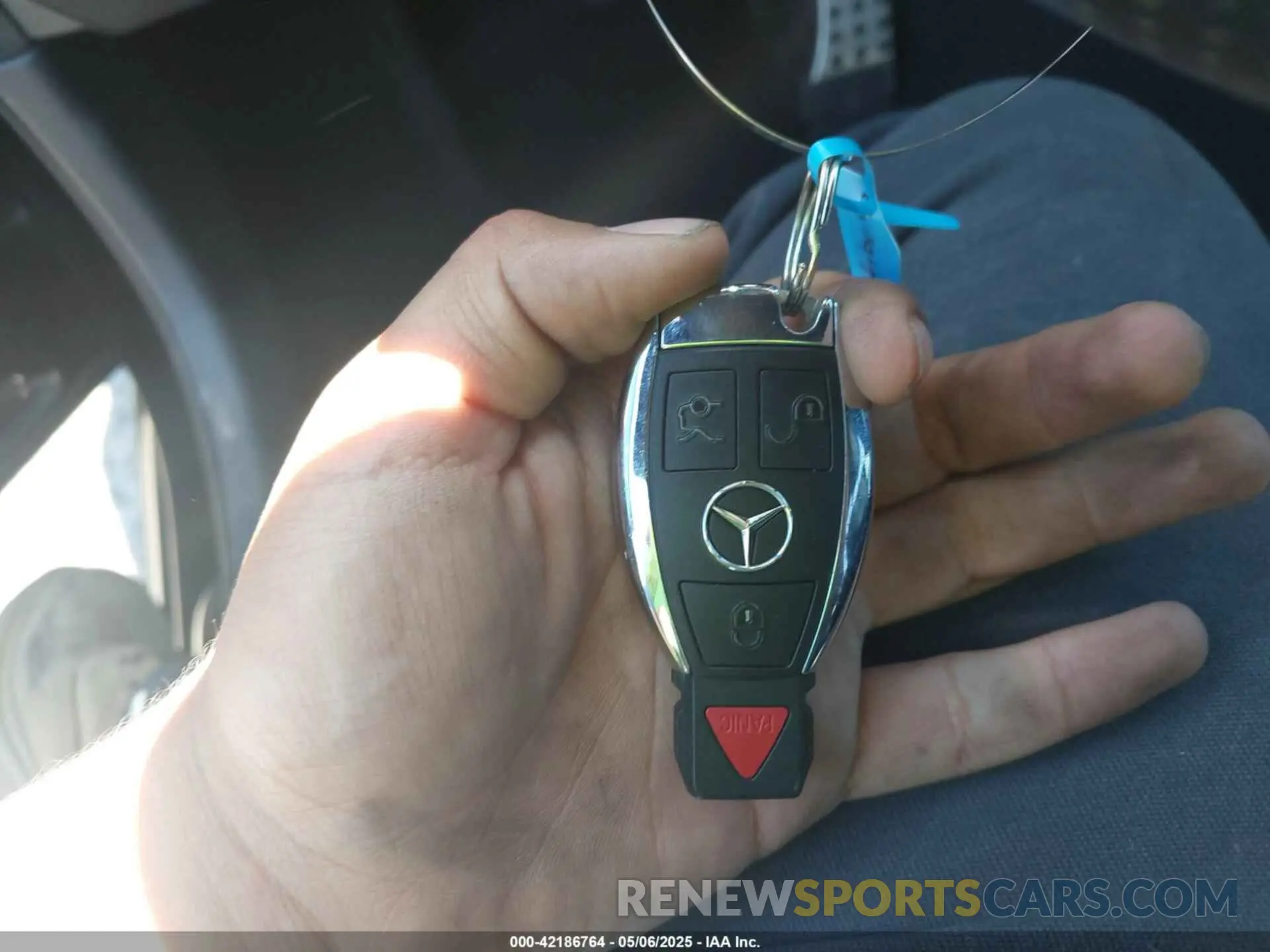 11 fotografías del automóvil dañado WDC0G4JB2KV126704 MERCEDES-BENZ GLC 300 2019