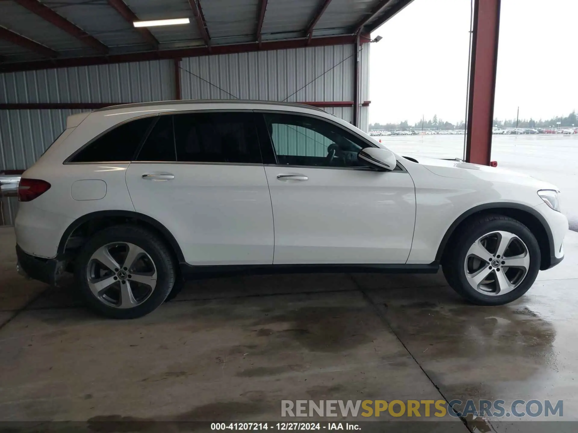 13 fotografías del automóvil dañado WDC0G4JB2KV157306 MERCEDES-BENZ GLC 300 2019