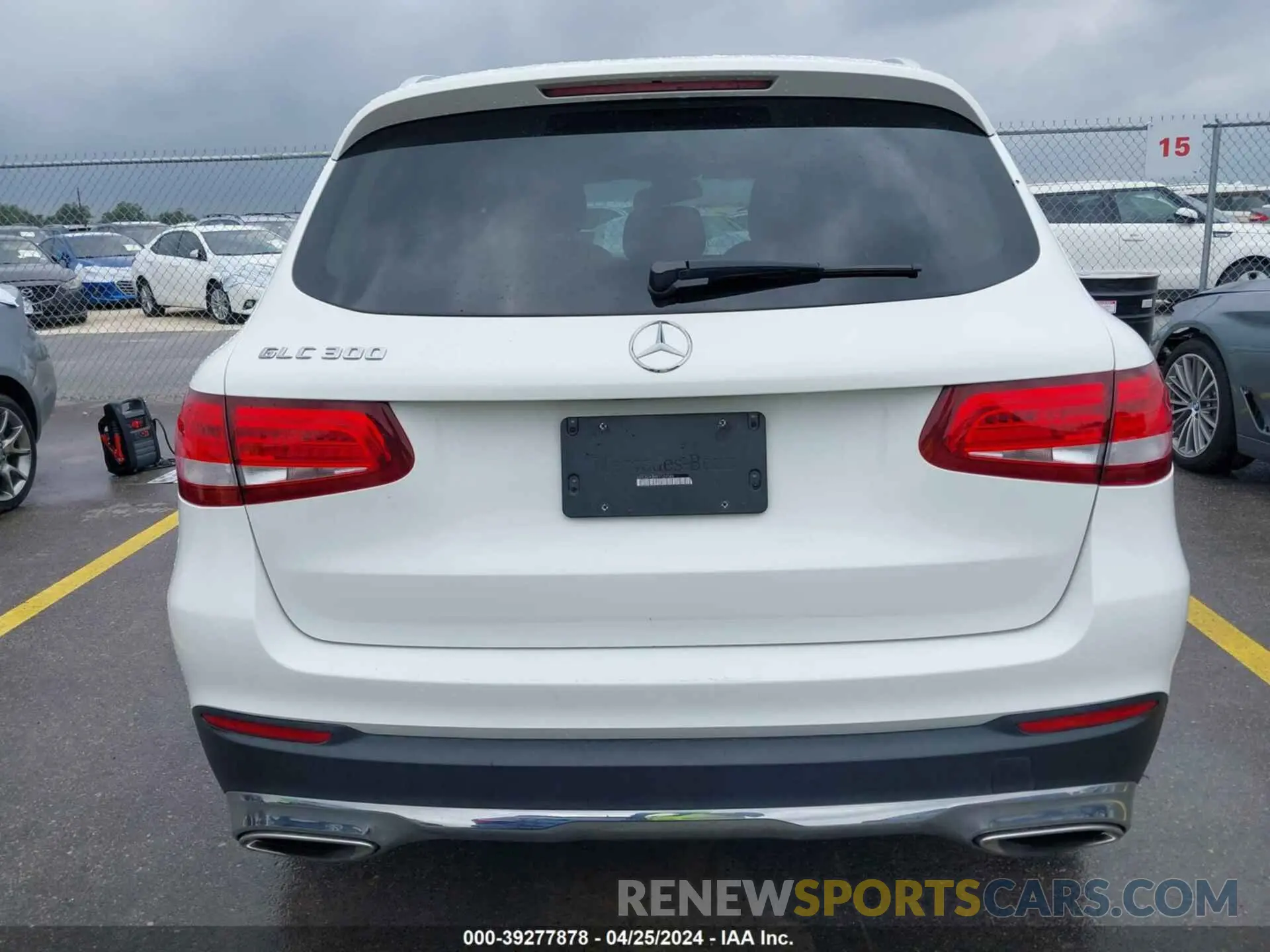16 fotografías del automóvil dañado WDC0G4JB4KV124548 MERCEDES-BENZ GLC 300 2019