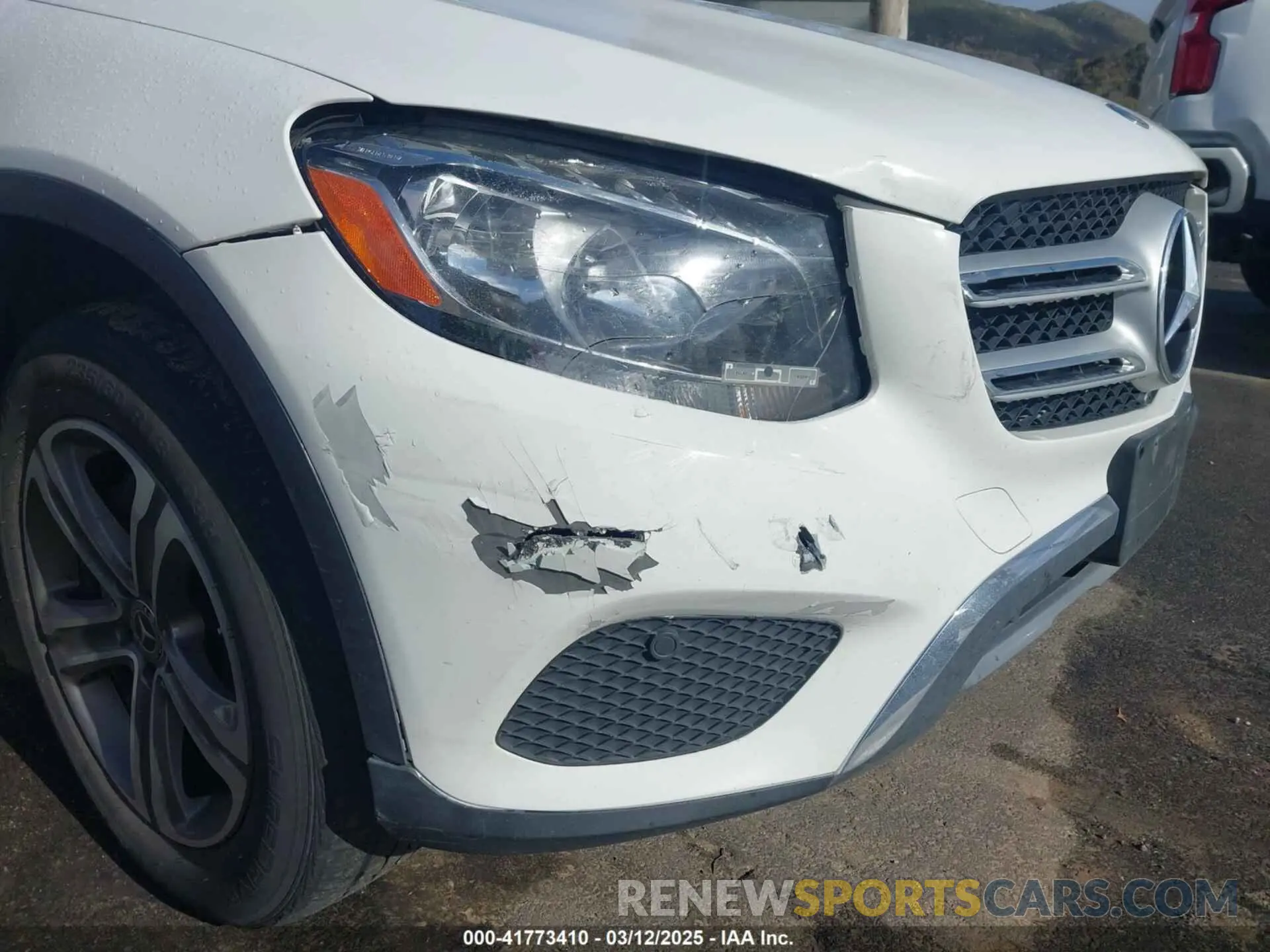 12 fotografías del automóvil dañado WDC0G4JB4KV149868 MERCEDES-BENZ GLC 300 2019