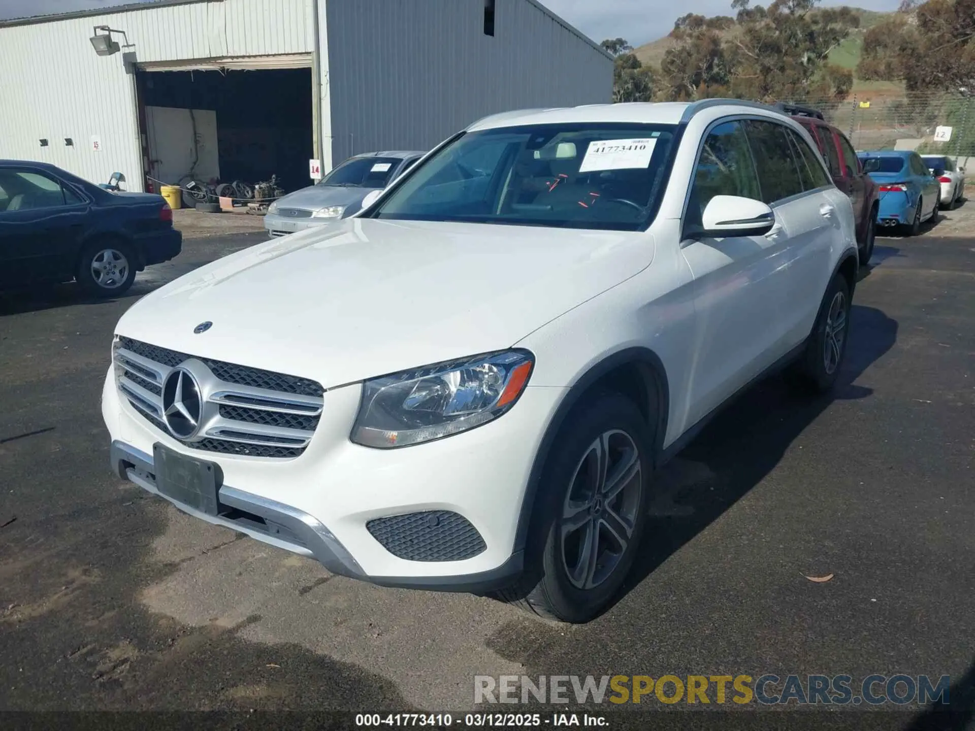 2 fotografías del automóvil dañado WDC0G4JB4KV149868 MERCEDES-BENZ GLC 300 2019