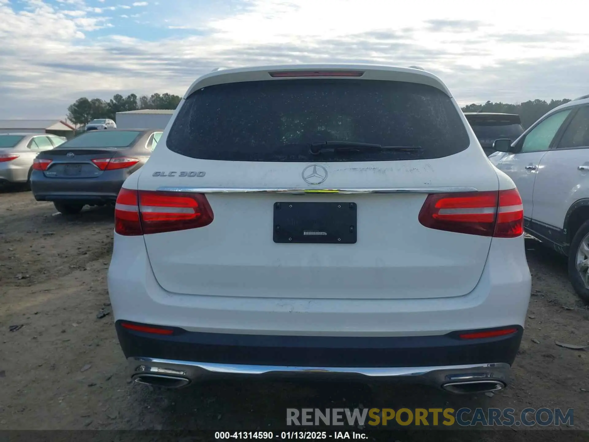 15 fotografías del automóvil dañado WDC0G4JB5K1000716 MERCEDES-BENZ GLC 300 2019