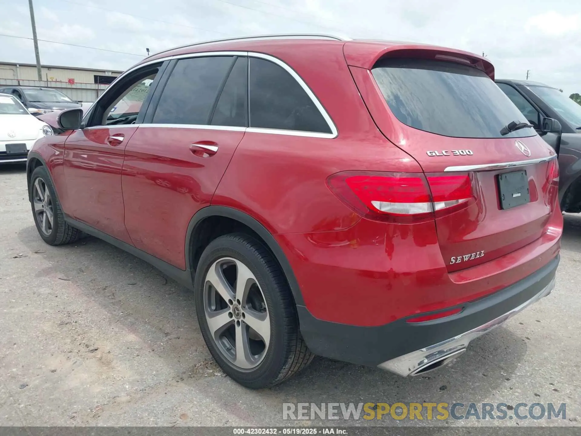 3 fotografías del automóvil dañado WDC0G4JB5KV120914 MERCEDES-BENZ GLC 300 2019