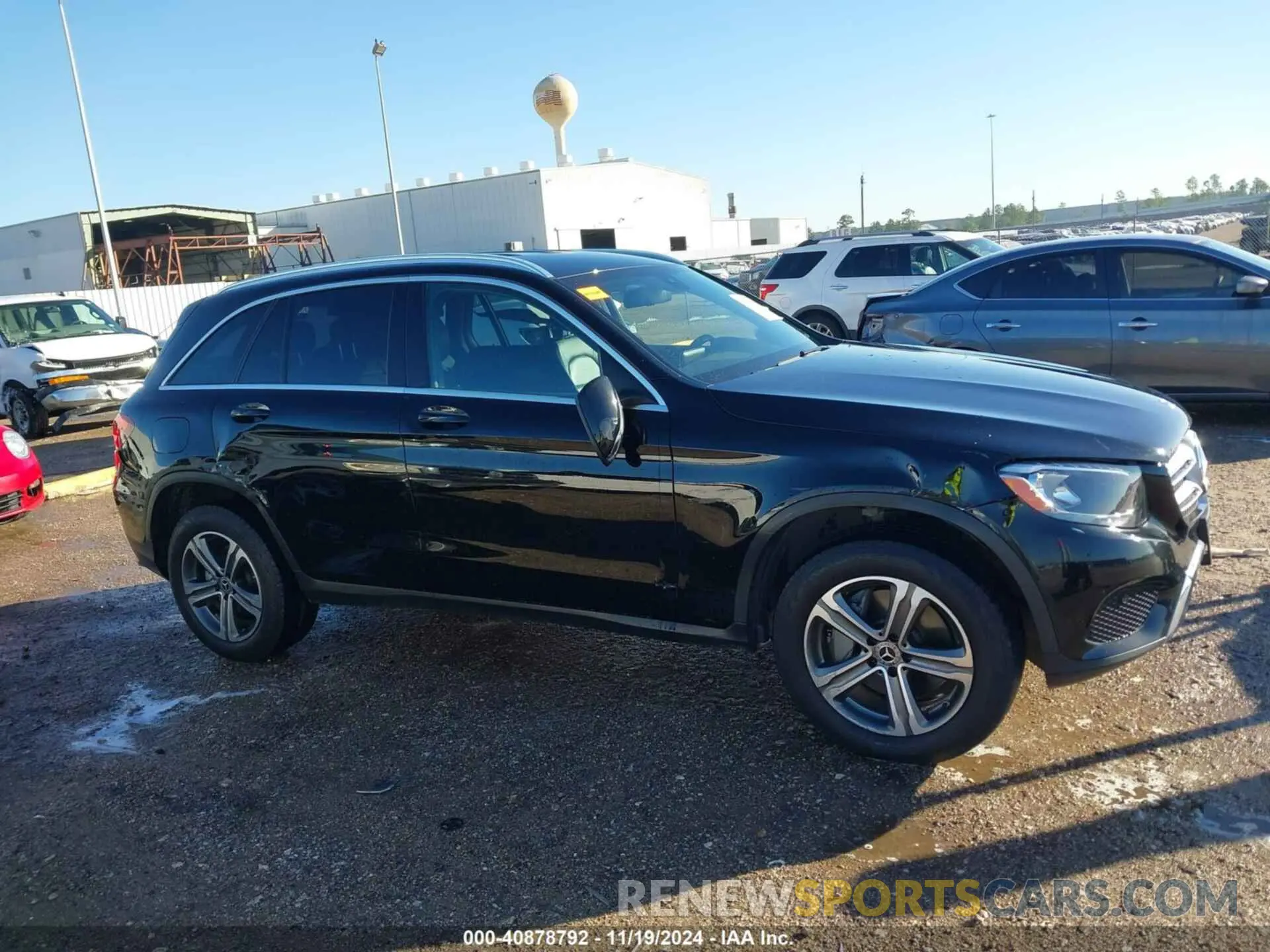 13 fotografías del automóvil dañado WDC0G4JB6KV145868 MERCEDES-BENZ GLC 300 2019