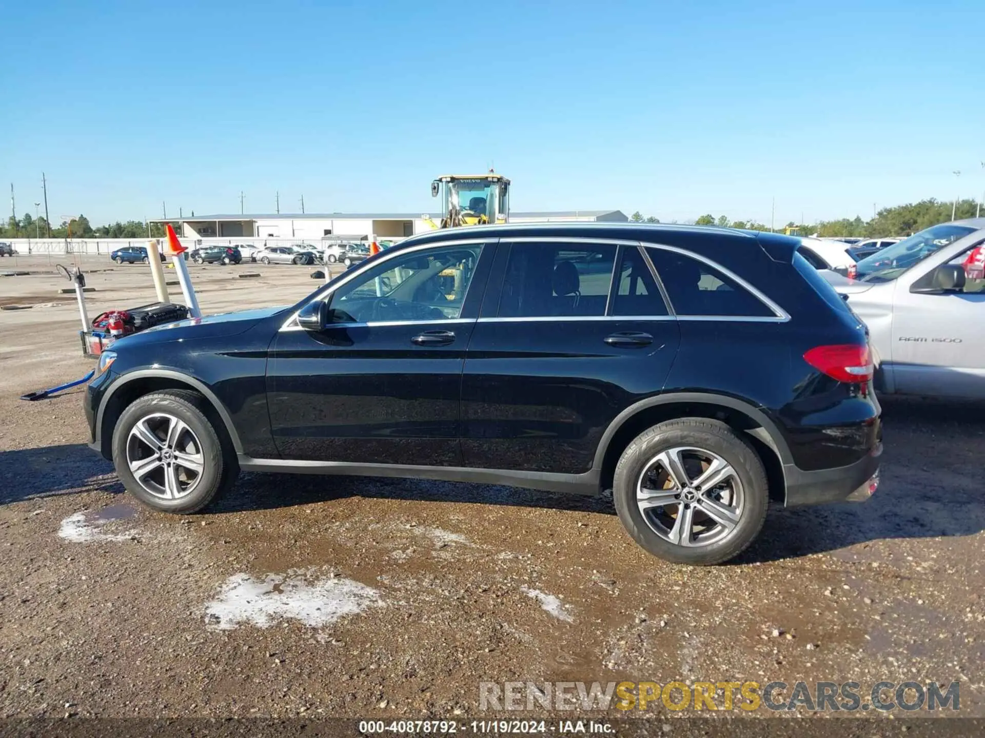 14 fotografías del automóvil dañado WDC0G4JB6KV145868 MERCEDES-BENZ GLC 300 2019