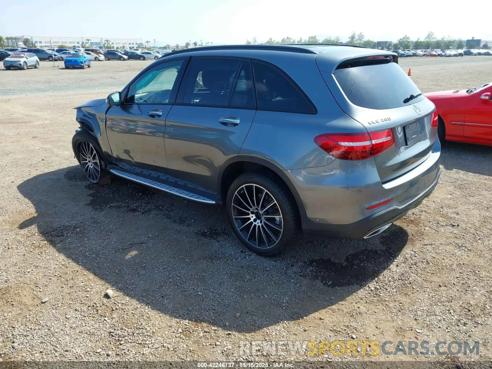 3 fotografías del automóvil dañado WDC0G4JB7KF600401 MERCEDES-BENZ GLC 300 2019