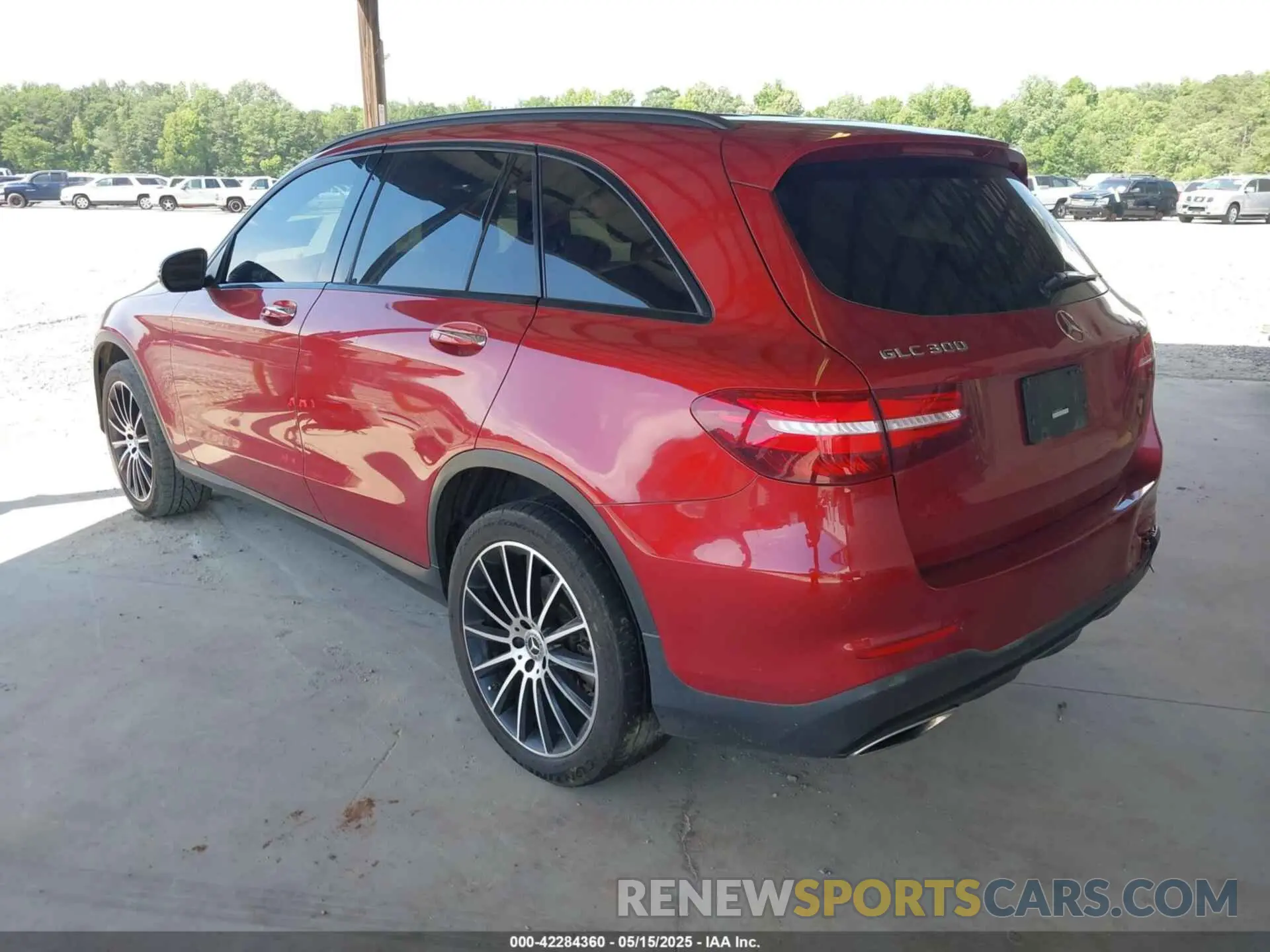 3 fotografías del automóvil dañado WDC0G4JB8KF563939 MERCEDES-BENZ GLC 300 2019