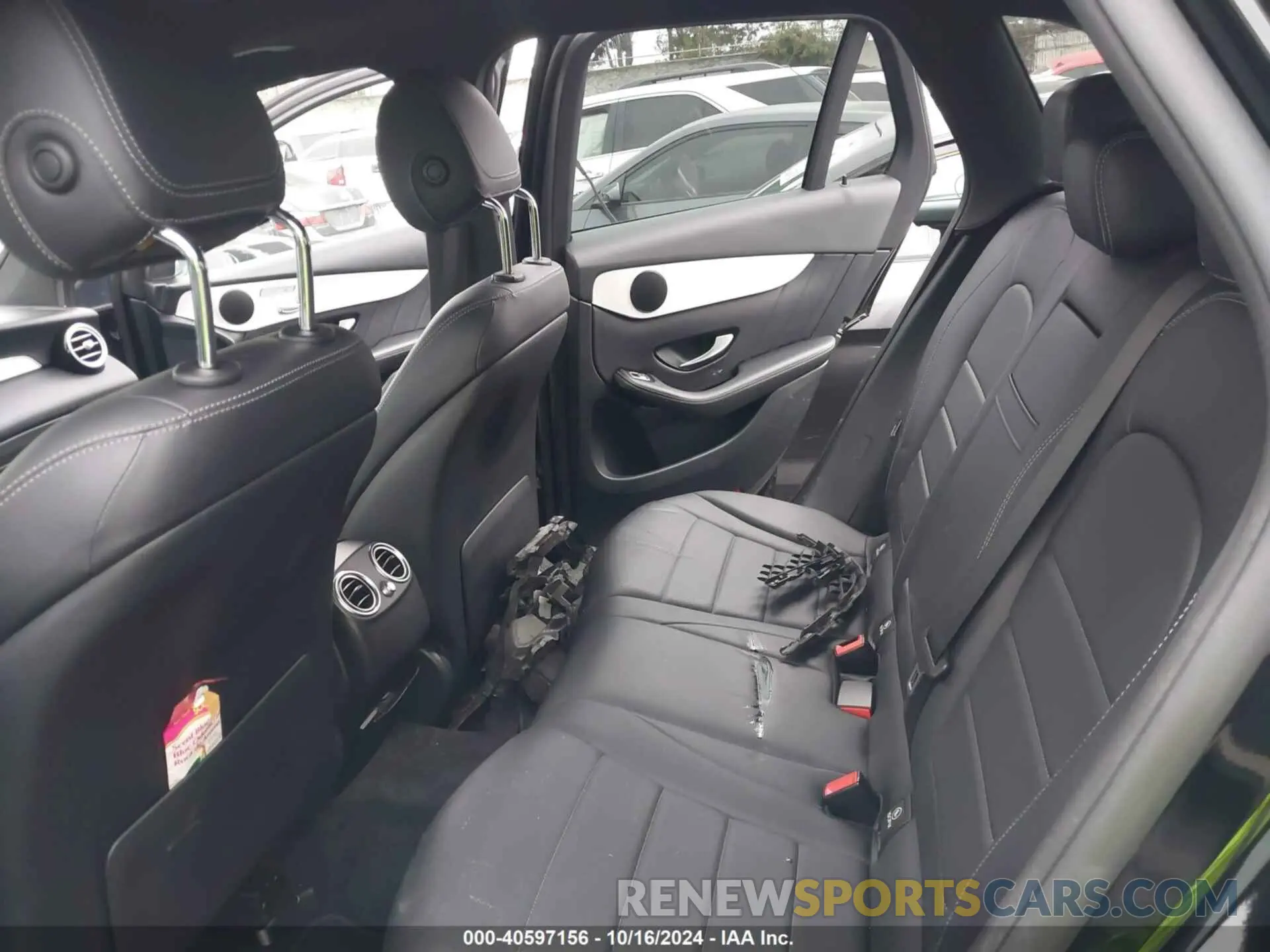 8 fotografías del automóvil dañado WDC0G4JB8KV118607 MERCEDES-BENZ GLC 300 2019
