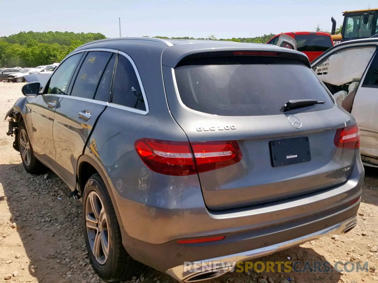 3 fotografías del automóvil dañado WDC0G4JB9KF592155 MERCEDES-BENZ GLC 300 2019
