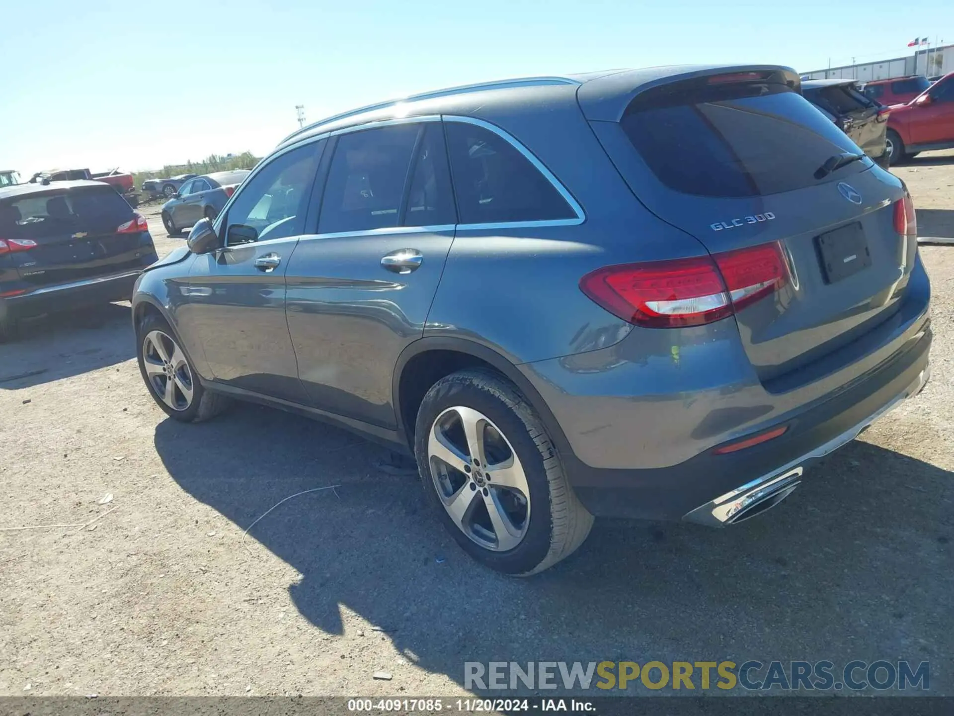 3 fotografías del automóvil dañado WDC0G4JB9KV160445 MERCEDES-BENZ GLC 300 2019