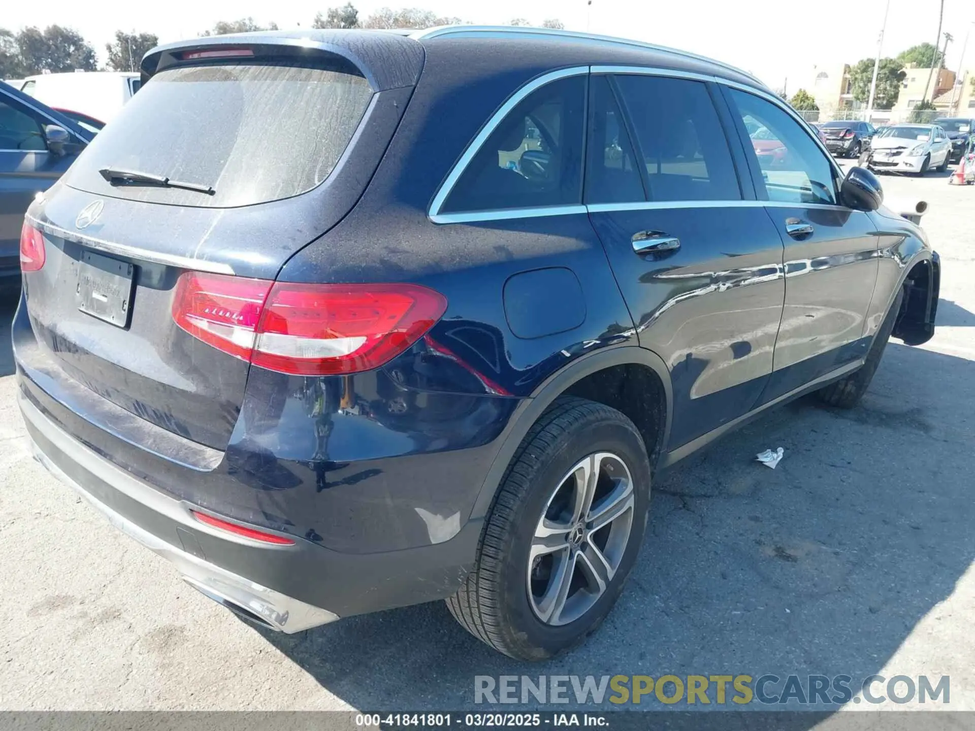 4 fotografías del automóvil dañado WDC0G4JB9KV161711 MERCEDES-BENZ GLC 300 2019
