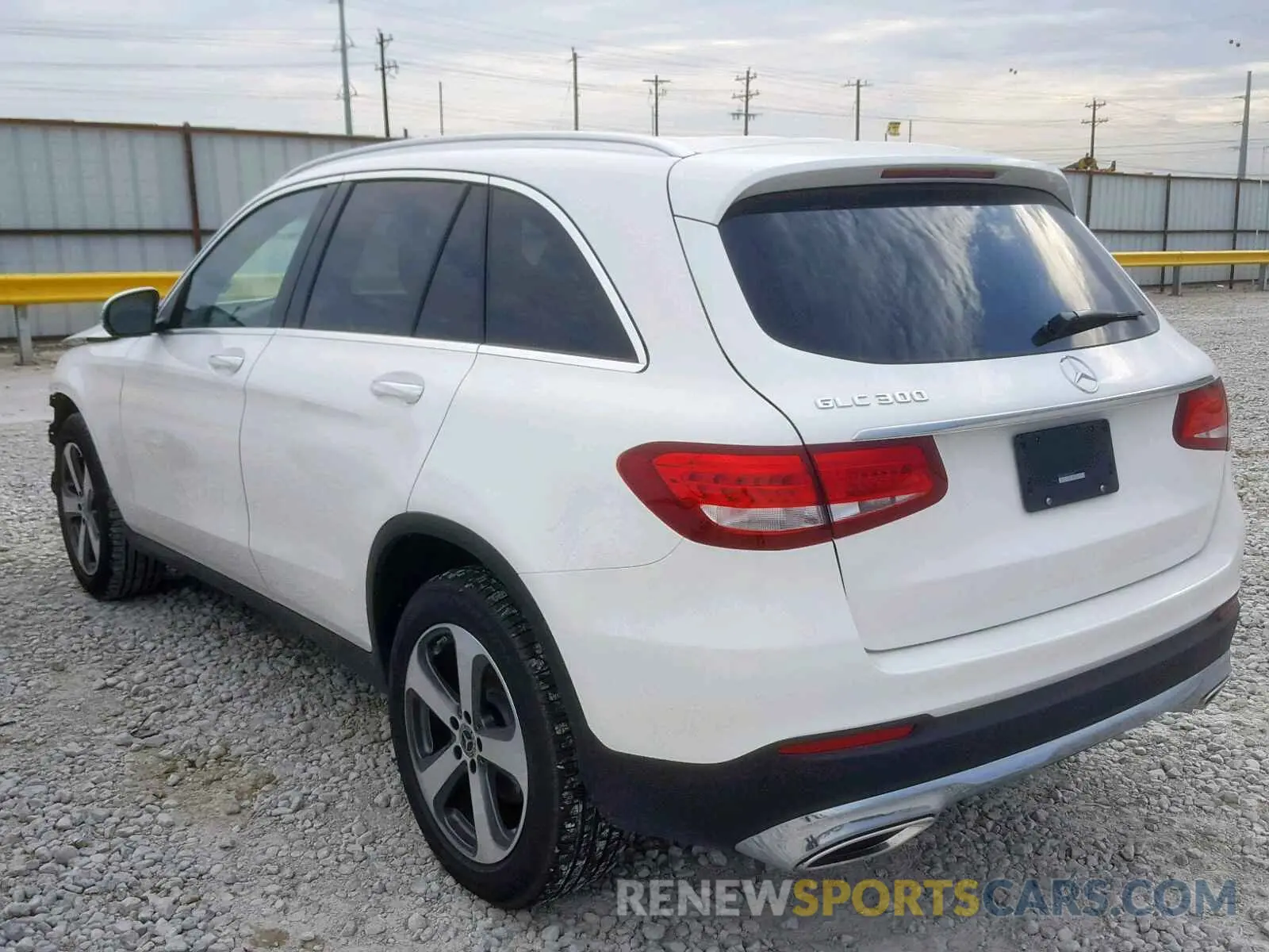 3 fotografías del automóvil dañado WDC0G4JBXKV135912 MERCEDES-BENZ GLC 300 2019