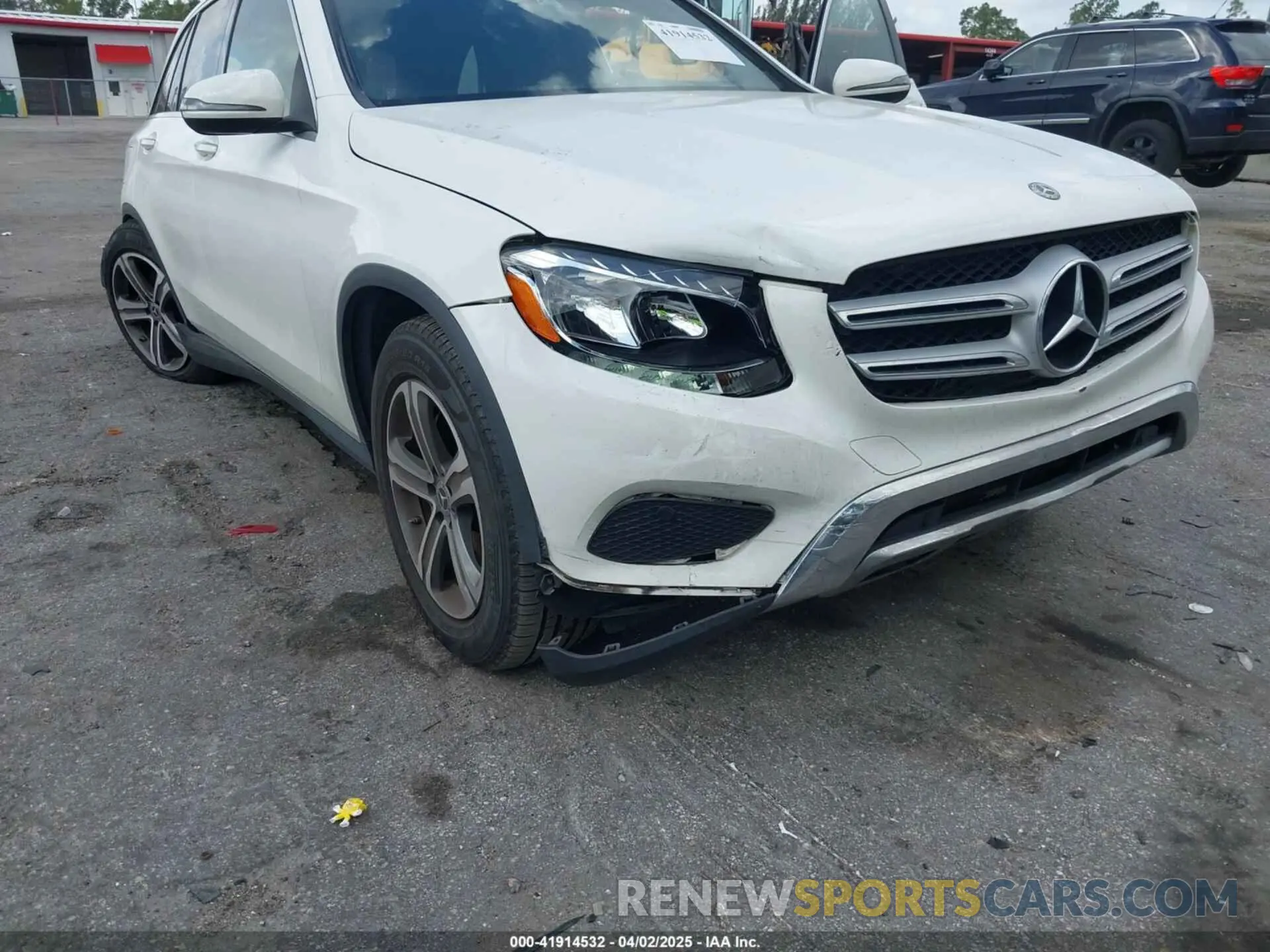 6 fotografías del automóvil dañado WDC0G4JBXKV151737 MERCEDES-BENZ GLC 300 2019