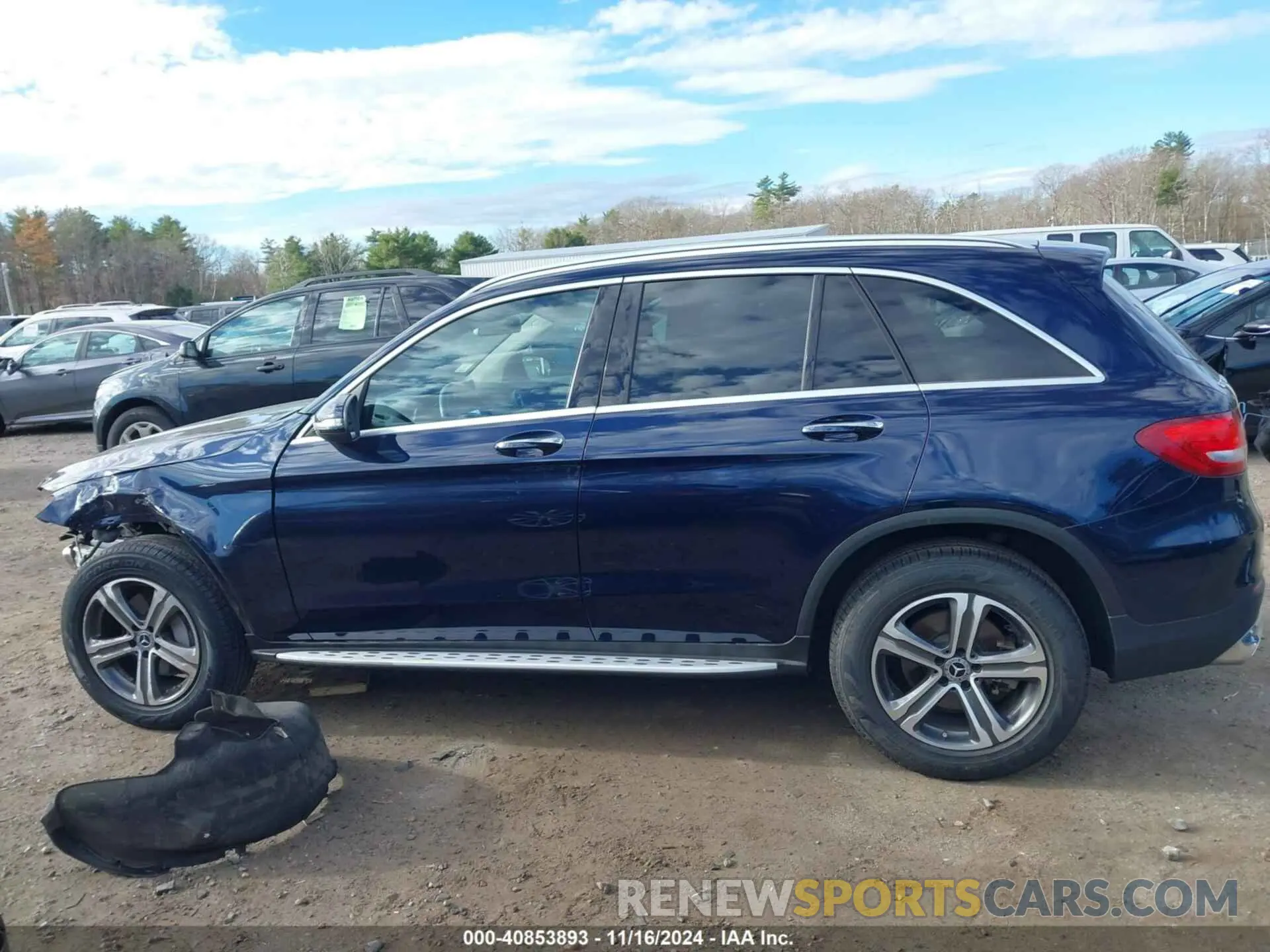 15 fotografías del automóvil dañado WDC0G4KB1KV123310 MERCEDES-BENZ GLC 300 2019