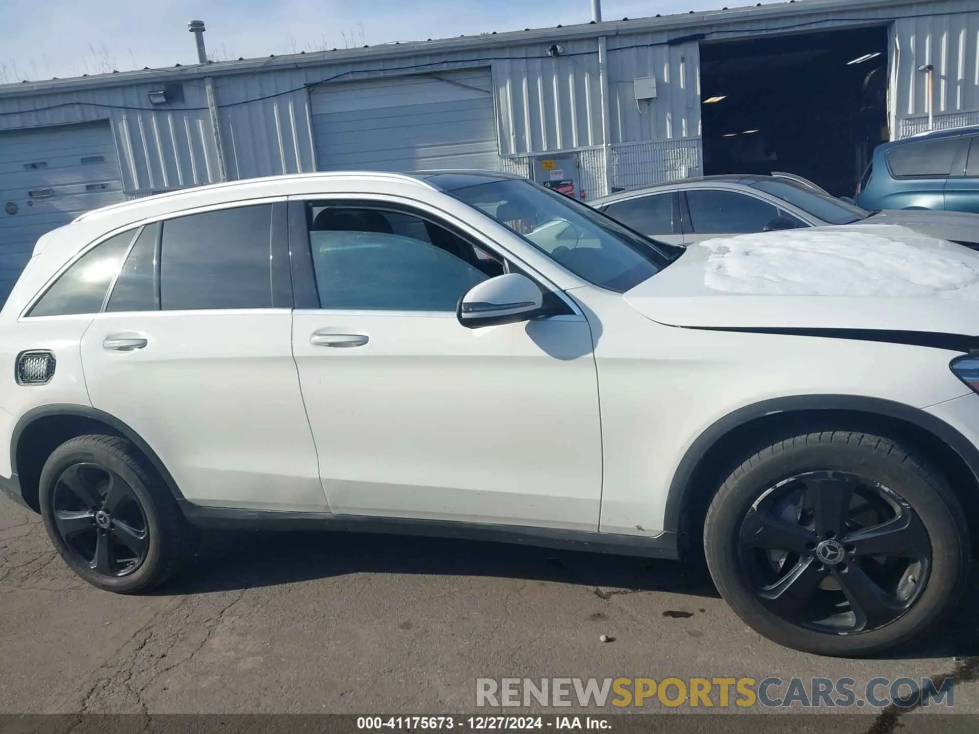13 fotografías del automóvil dañado WDC0G4KB1KV131827 MERCEDES-BENZ GLC 300 2019