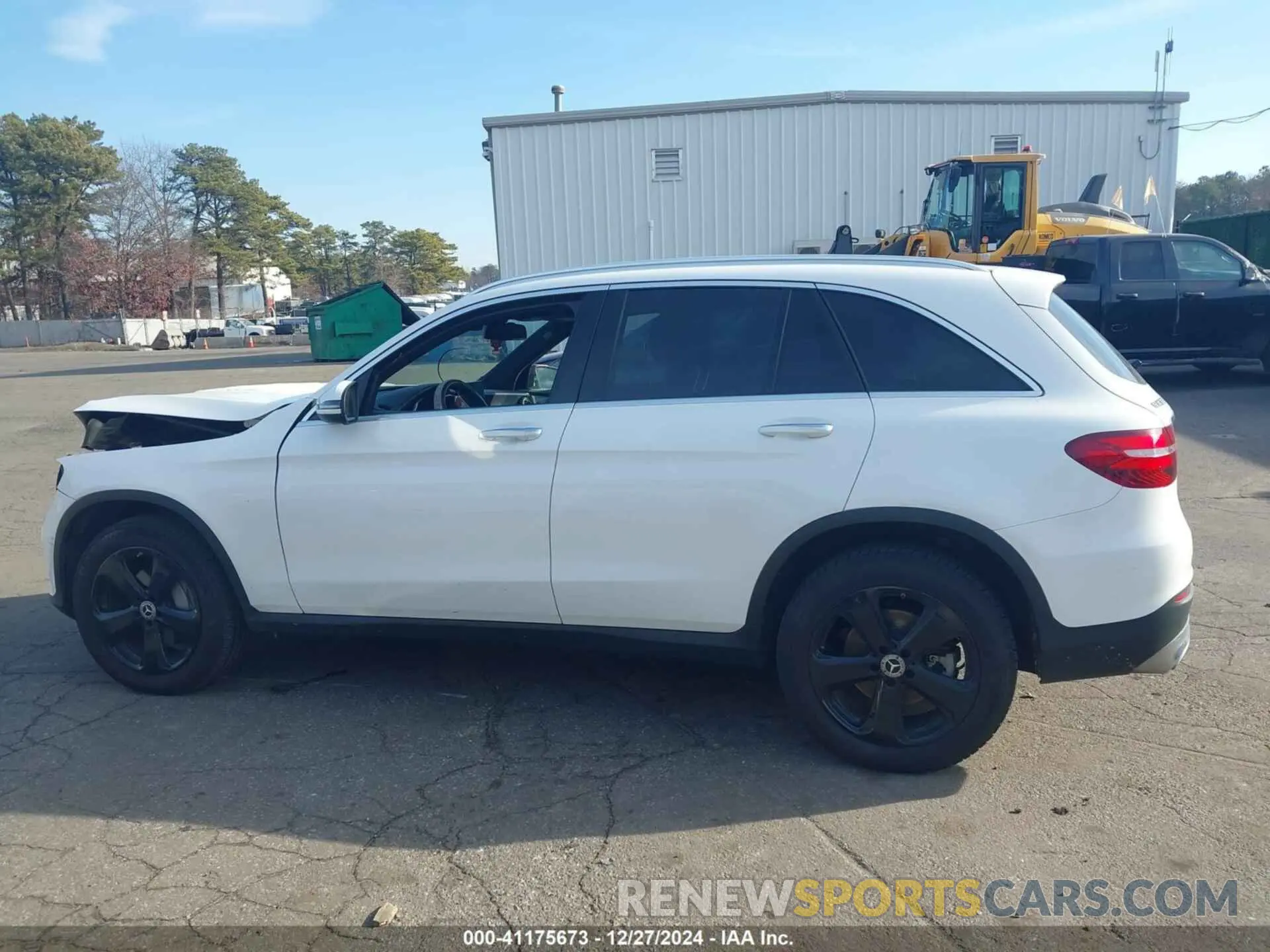 14 fotografías del automóvil dañado WDC0G4KB1KV131827 MERCEDES-BENZ GLC 300 2019
