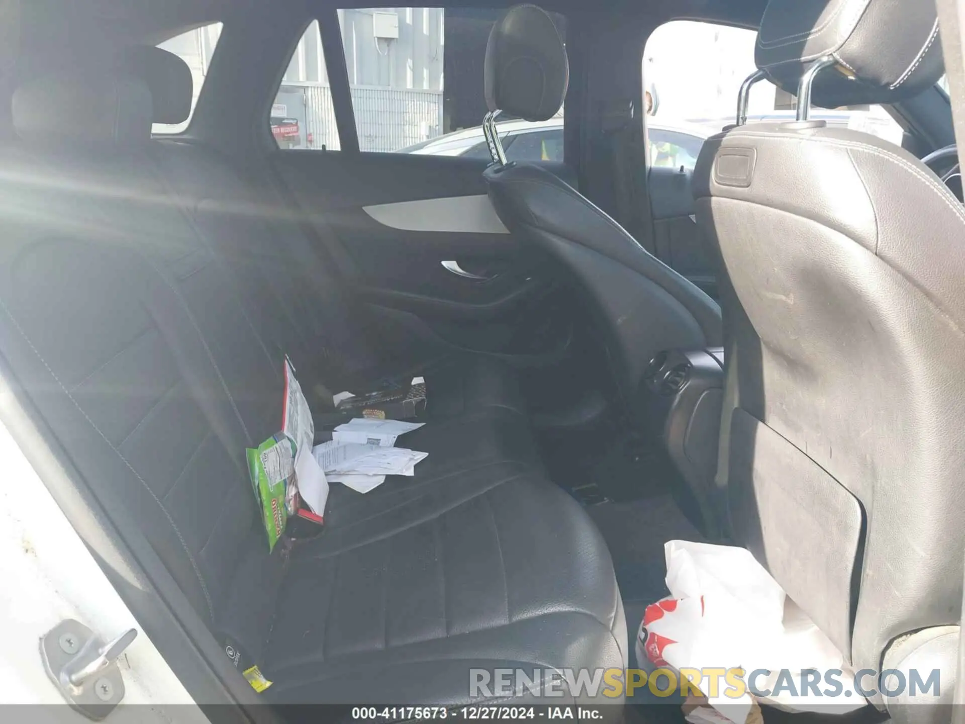 8 fotografías del automóvil dañado WDC0G4KB1KV131827 MERCEDES-BENZ GLC 300 2019