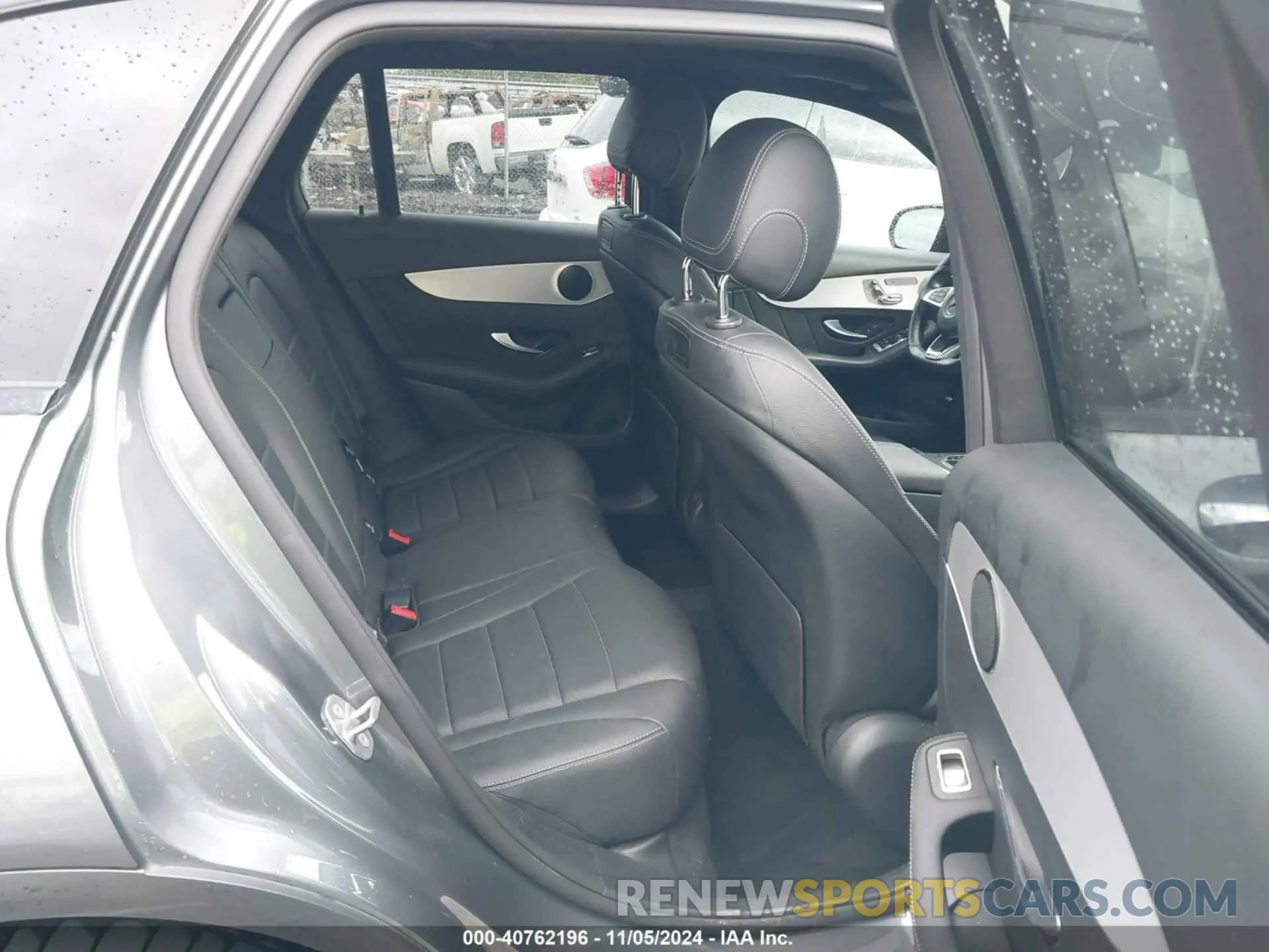 17 fotografías del automóvil dañado WDC0G4KB4KV191259 MERCEDES-BENZ GLC 300 2019