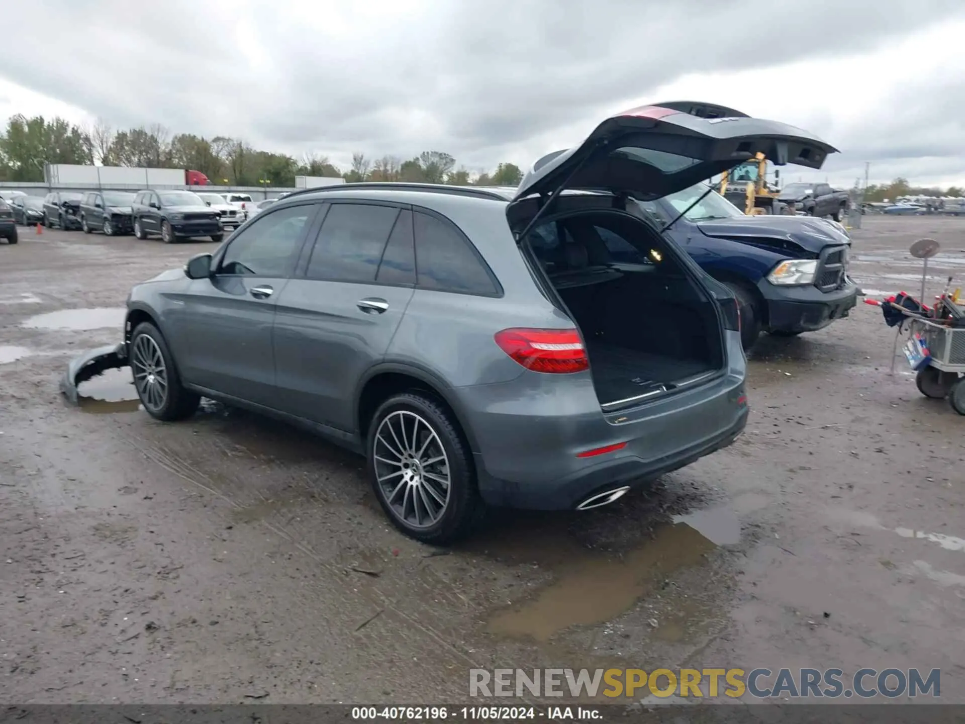3 fotografías del automóvil dañado WDC0G4KB4KV191259 MERCEDES-BENZ GLC 300 2019