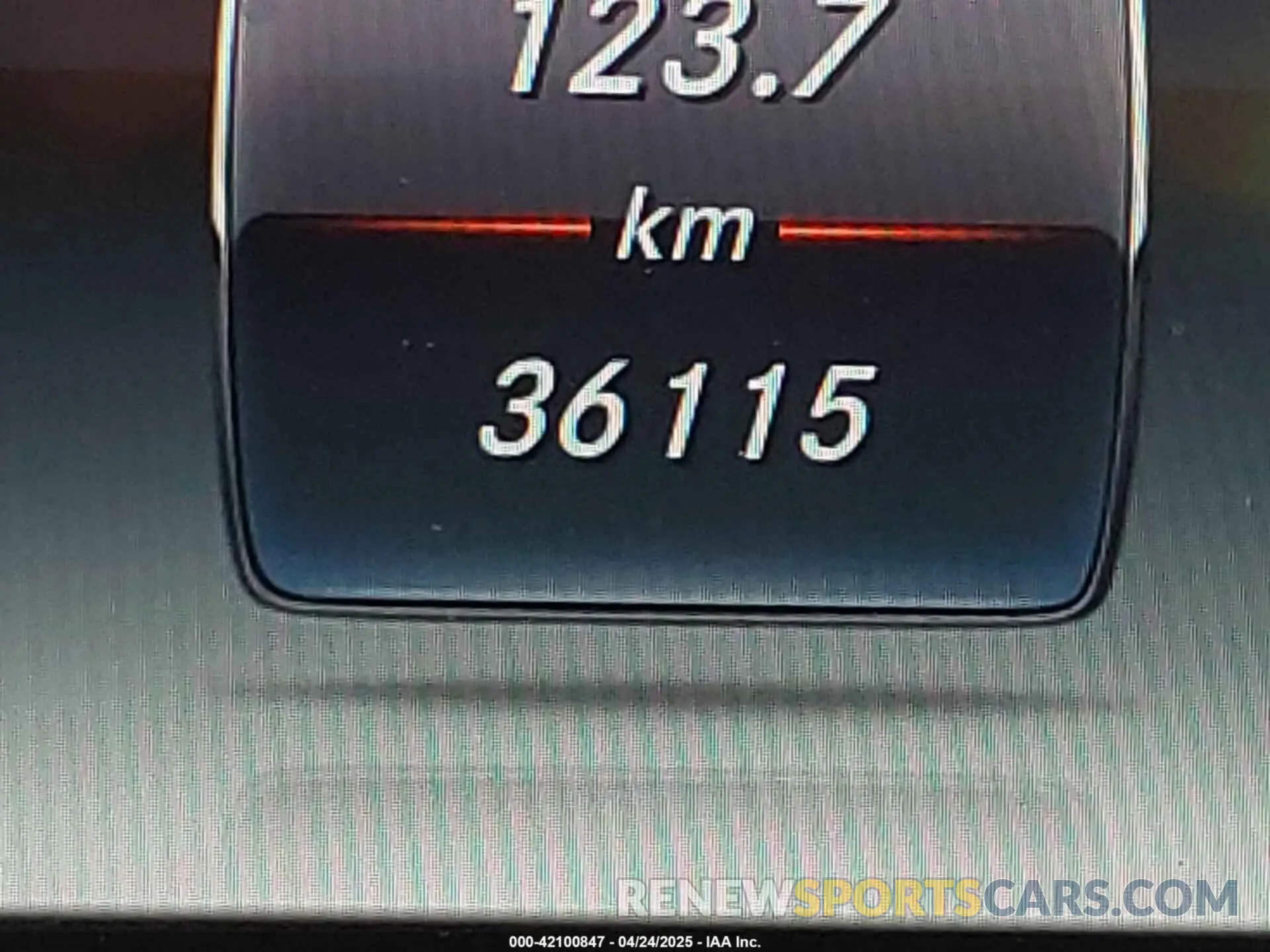 15 fotografías del automóvil dañado WDC0G4KB5KF626915 MERCEDES-BENZ GLC 300 2019