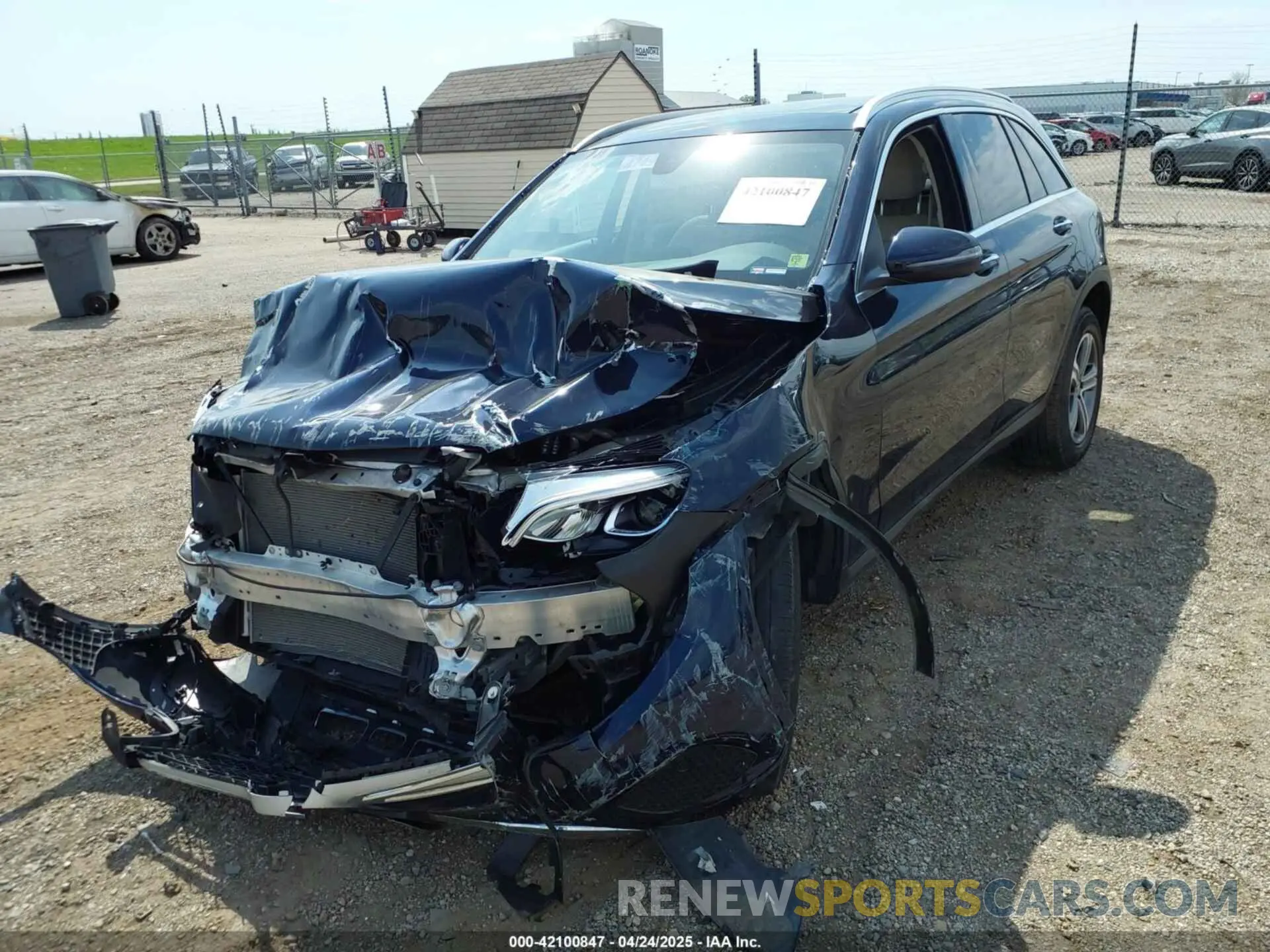 2 fotografías del automóvil dañado WDC0G4KB5KF626915 MERCEDES-BENZ GLC 300 2019