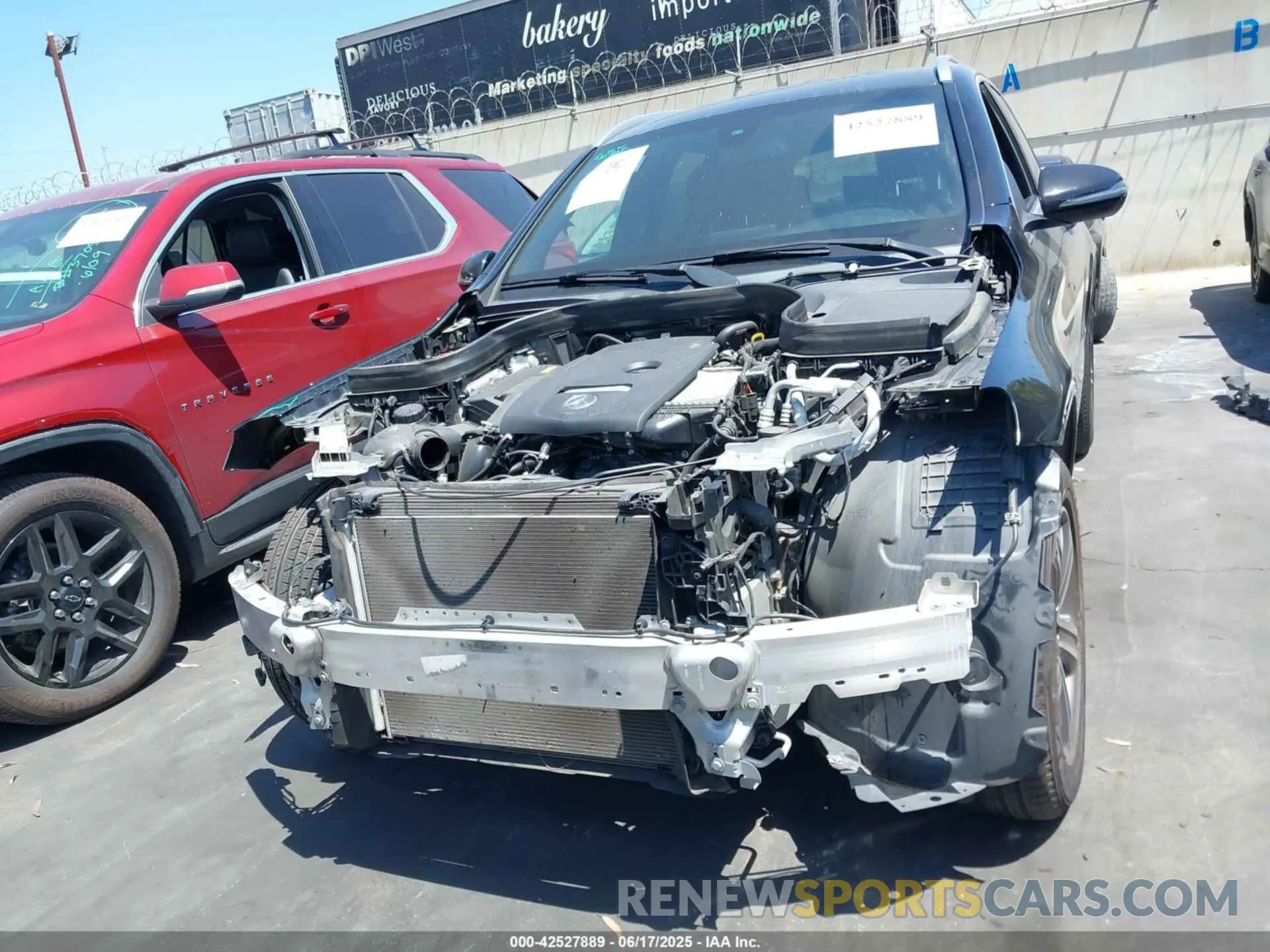 13 fotografías del automóvil dañado WDC0G4KB5KV151983 MERCEDES-BENZ GLC 300 2019