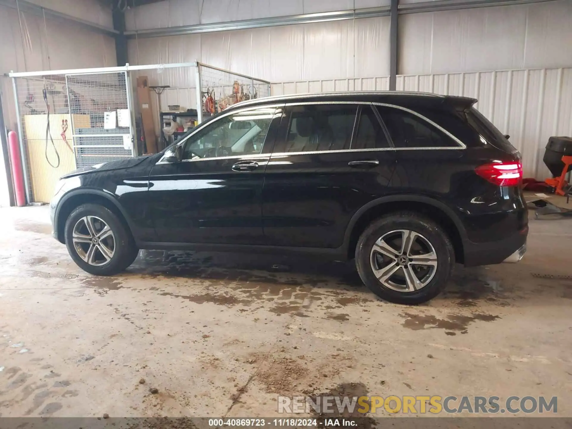 14 fotografías del automóvil dañado WDC0G4KB6KV149434 MERCEDES-BENZ GLC 300 2019