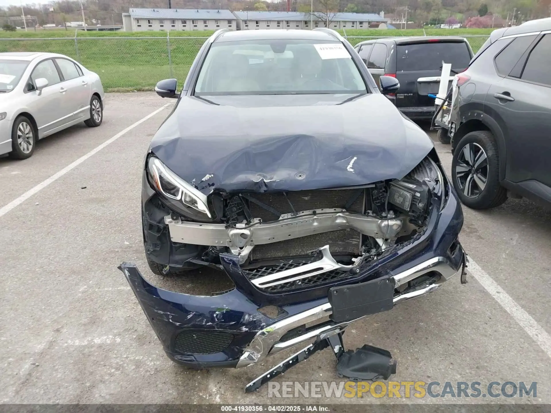 12 fotografías del automóvil dañado WDC0G4KB6KV169649 MERCEDES-BENZ GLC 300 2019
