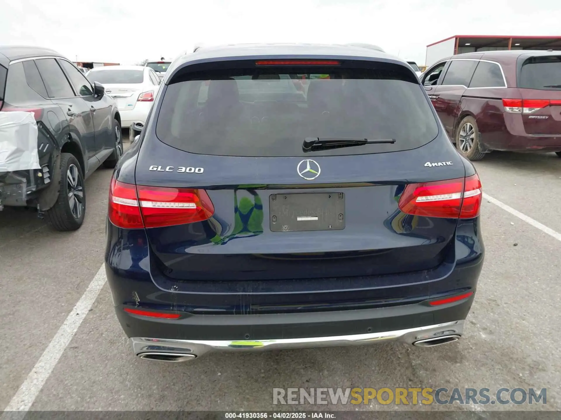 16 fotografías del automóvil dañado WDC0G4KB6KV169649 MERCEDES-BENZ GLC 300 2019