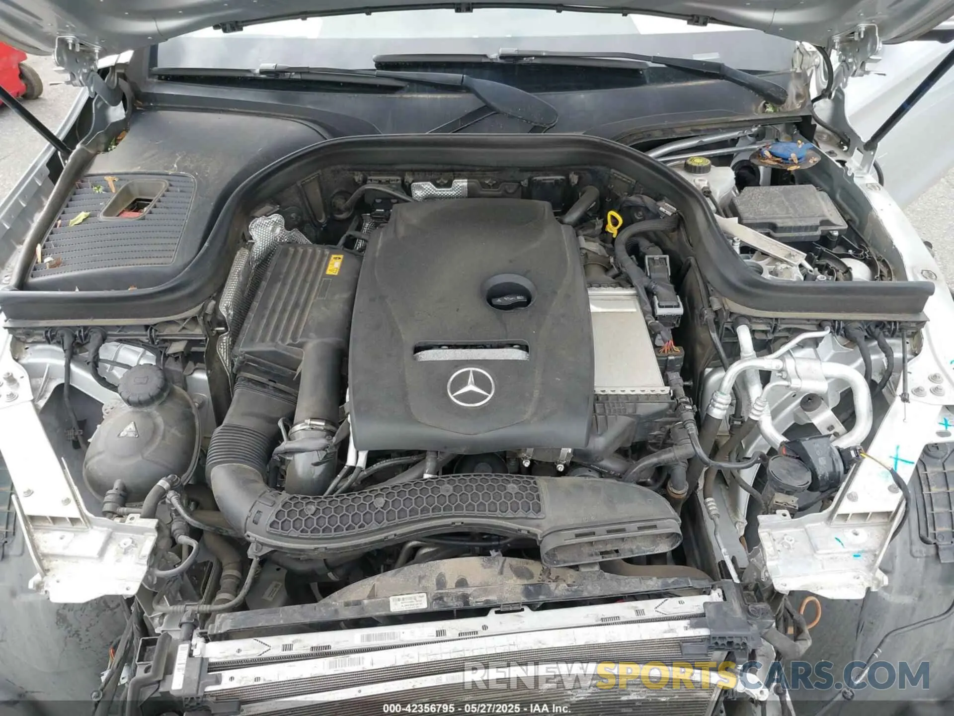 10 fotografías del automóvil dañado WDC0G4KB7KF626348 MERCEDES-BENZ GLC 300 2019
