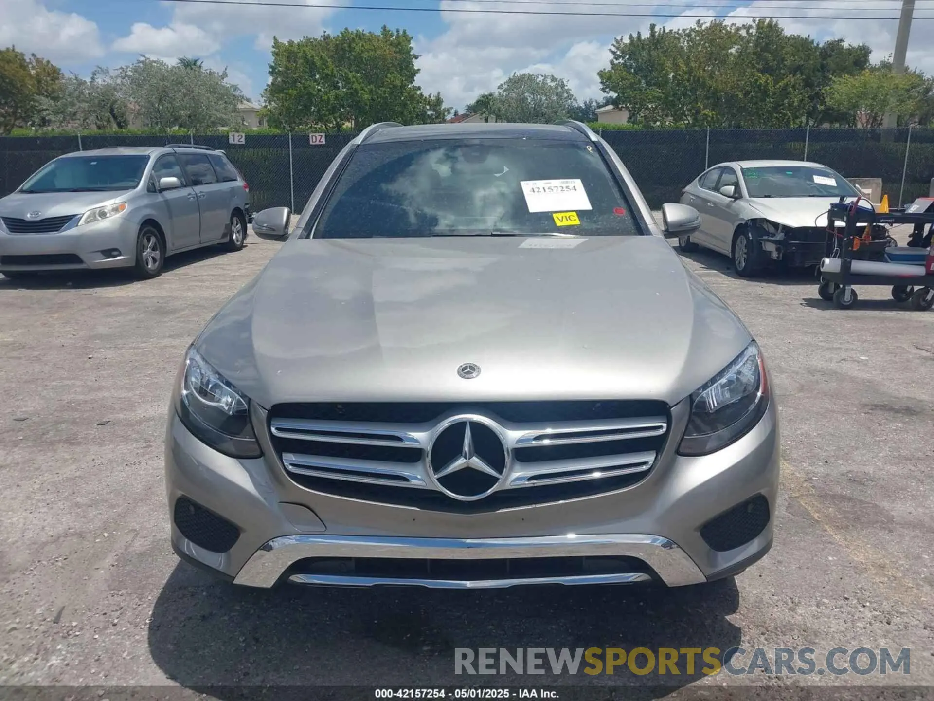 13 fotografías del automóvil dañado WDC0G4KB7KV120167 MERCEDES-BENZ GLC 300 2019