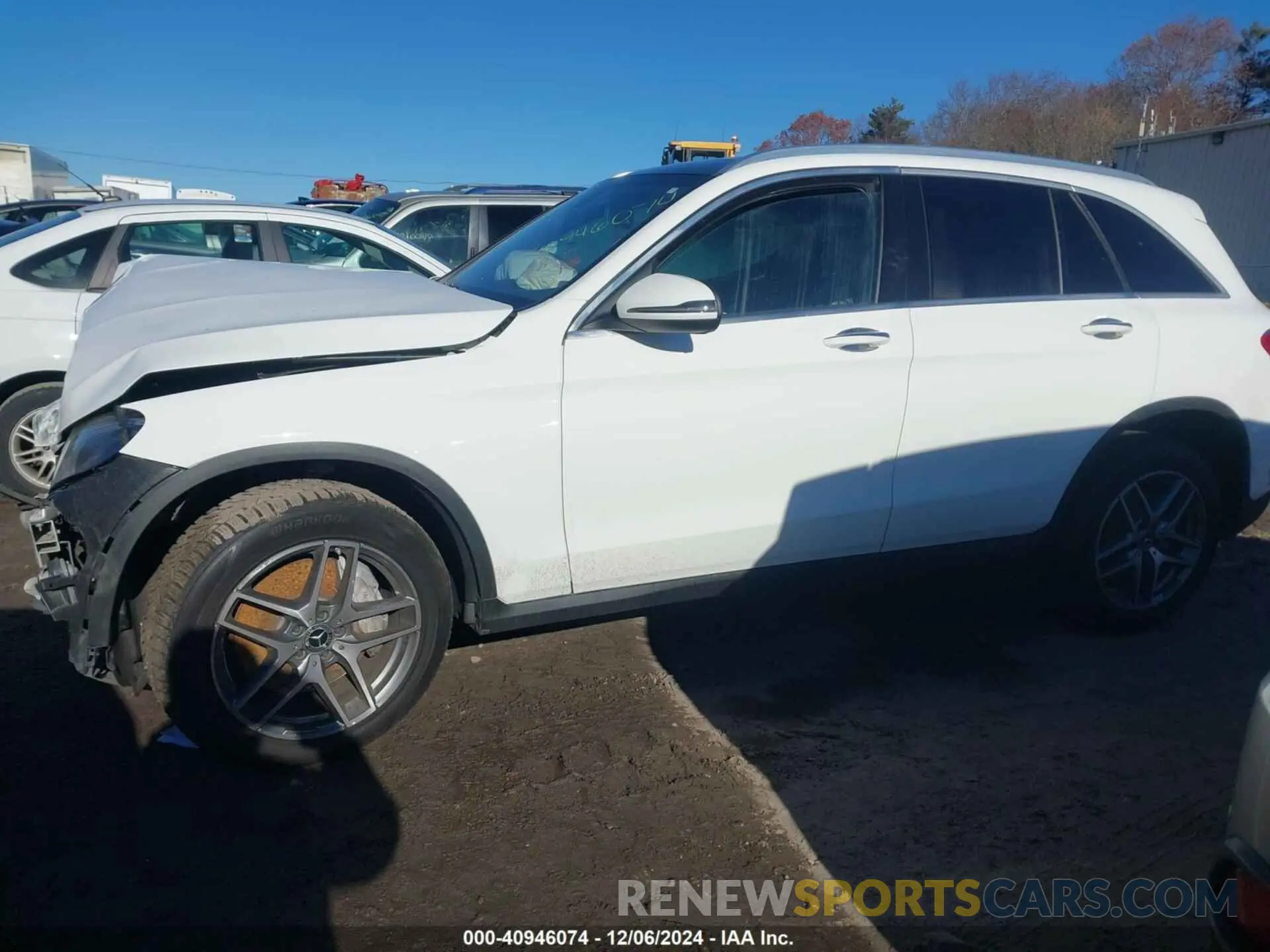 13 fotografías del automóvil dañado WDC0G4KB7KV146901 MERCEDES-BENZ GLC 300 2019