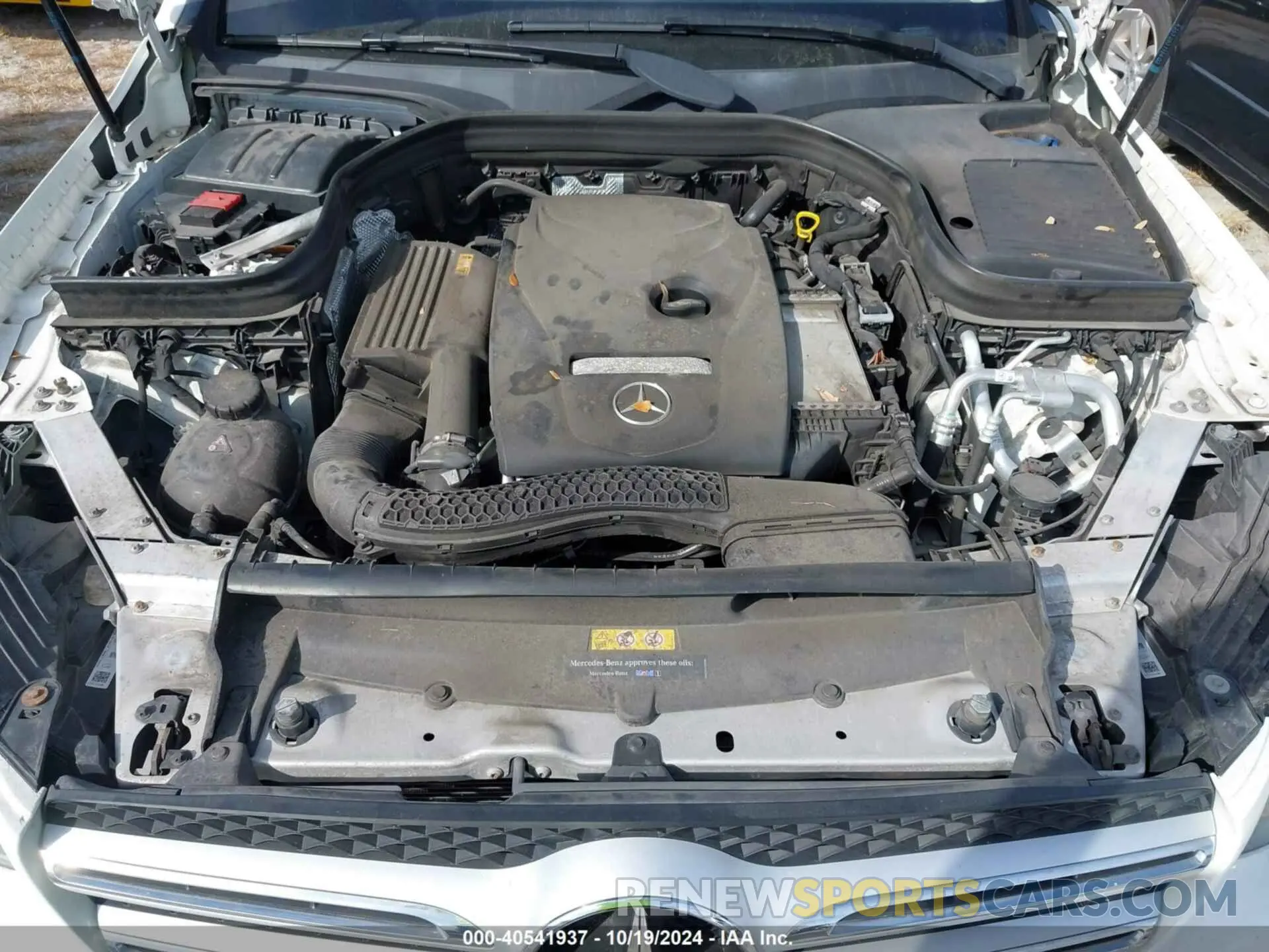 10 fotografías del automóvil dañado WDC0G4KB9KF548610 MERCEDES-BENZ GLC 300 2019