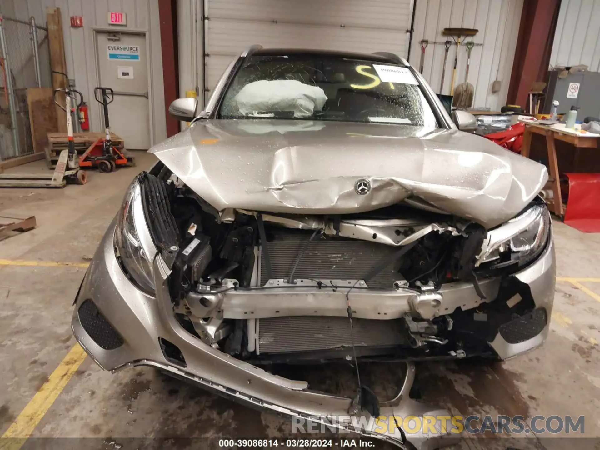 12 fotografías del automóvil dañado WDC0G4KB9KF671565 MERCEDES-BENZ GLC 300 2019