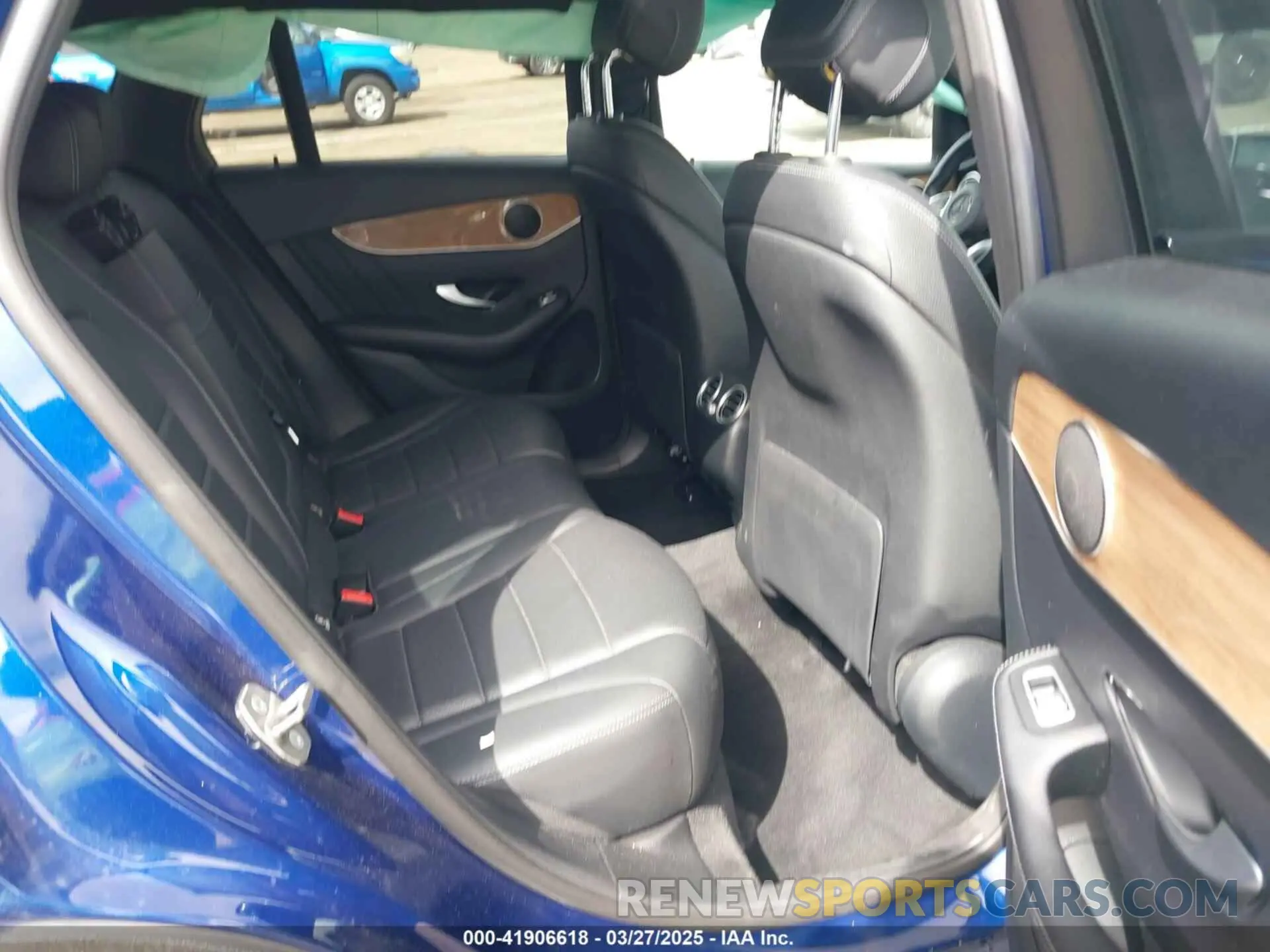 8 fotografías del automóvil dañado WDC0G4KBXKV175924 MERCEDES-BENZ GLC 300 2019
