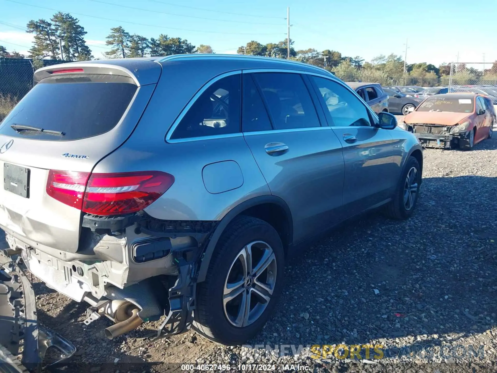 4 fotografías del automóvil dañado WDC0G4KBXKV191833 MERCEDES-BENZ GLC 300 2019