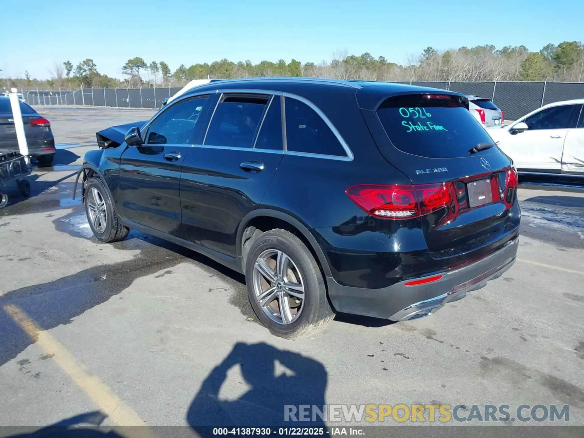 3 fotografías del automóvil dañado W1N0G8DB0LF766066 MERCEDES-BENZ GLC 300 2020