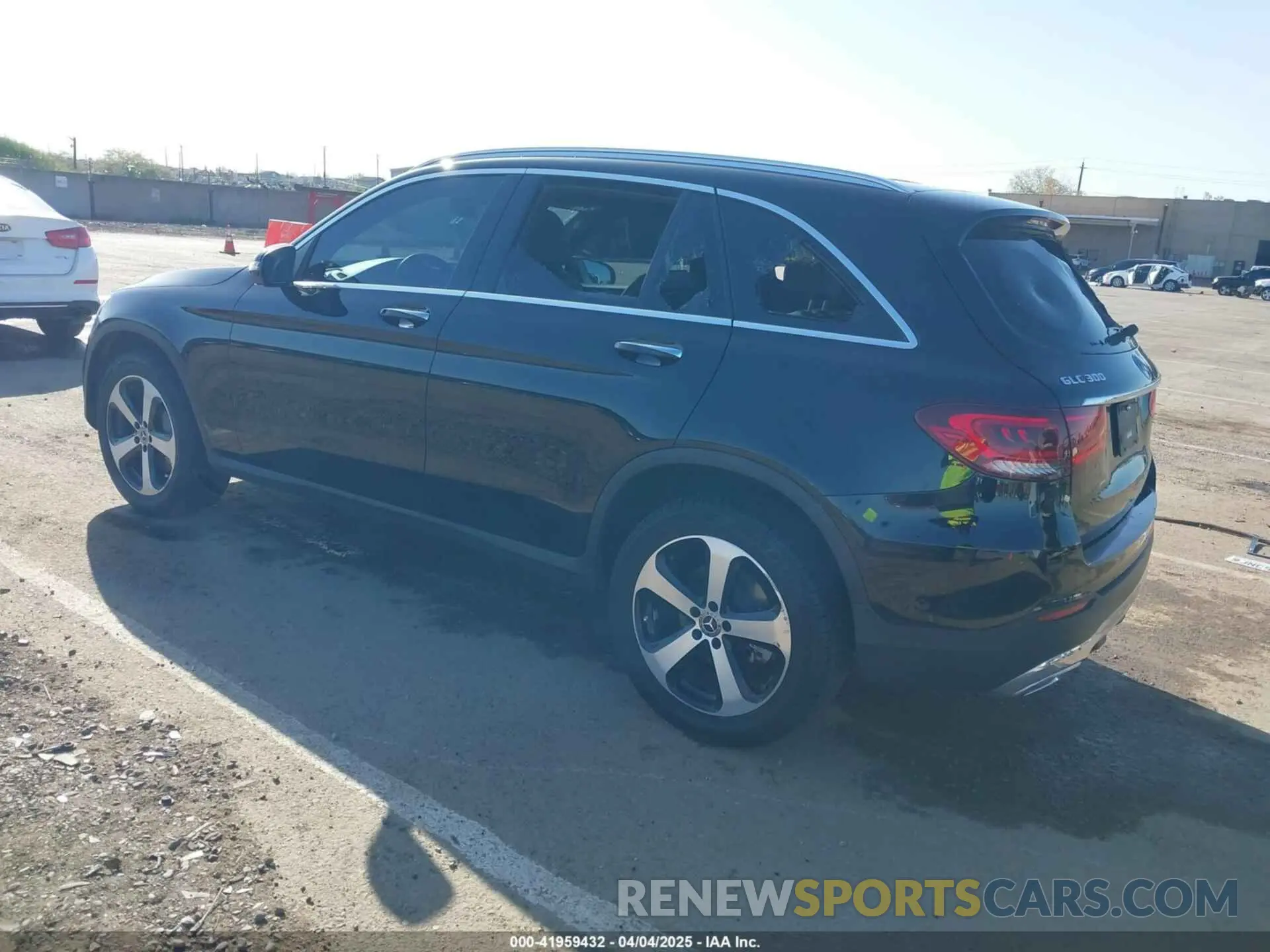 3 fotografías del automóvil dañado W1N0G8DB2LF840569 MERCEDES-BENZ GLC 300 2020