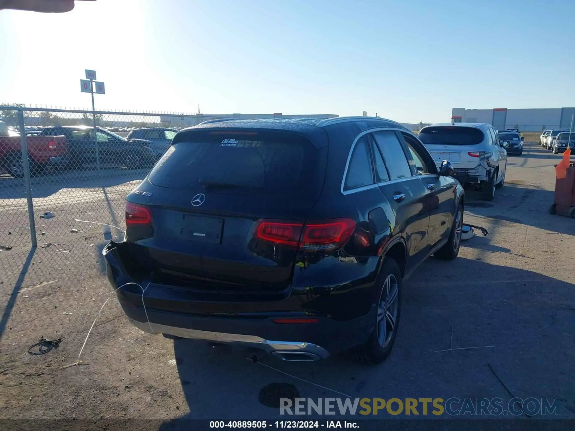 4 fotografías del automóvil dañado W1N0G8DB4LF858135 MERCEDES-BENZ GLC 300 2020